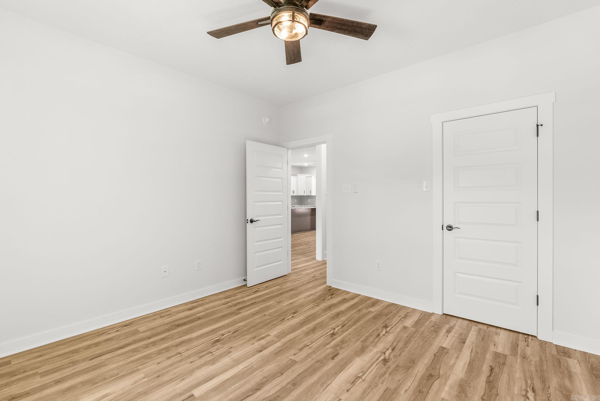 ULES WATSON PLACE - Residential