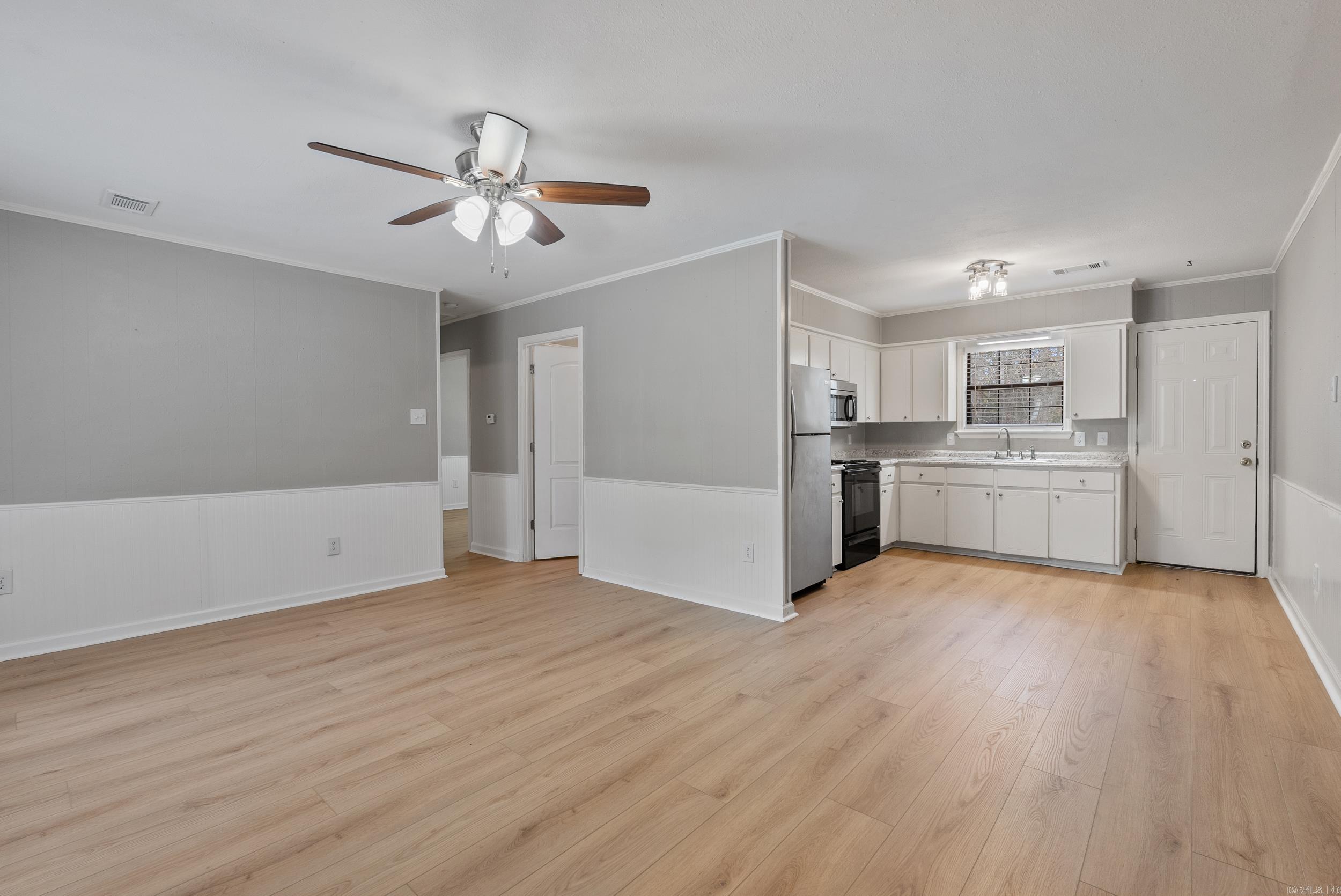 Greenbrier - Residential Income