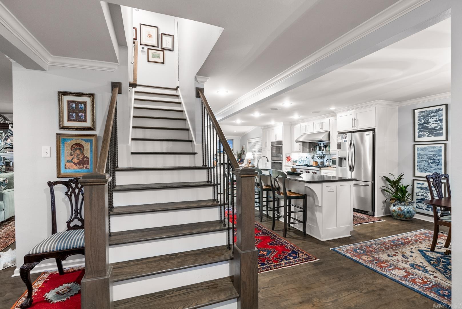 COUNTRY CLUB HEIGHTS - Residential