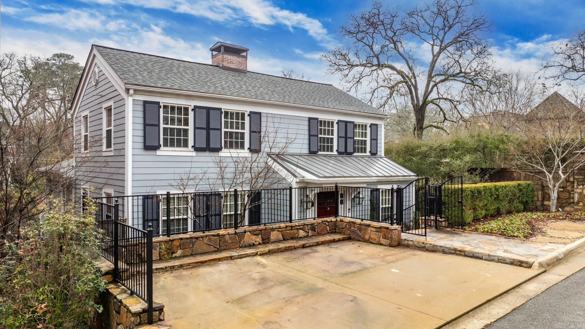 COUNTRY CLUB HEIGHTS - Residential