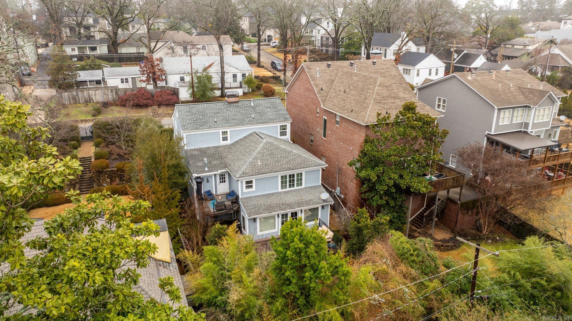 COUNTRY CLUB HEIGHTS - Residential