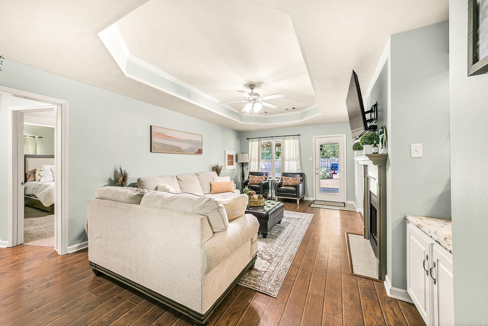 SILVER STREAK - Residential