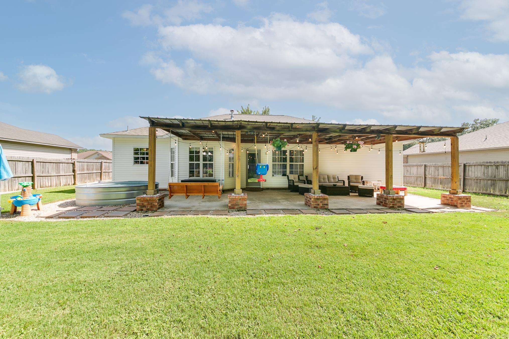 SILVER STREAK - Residential