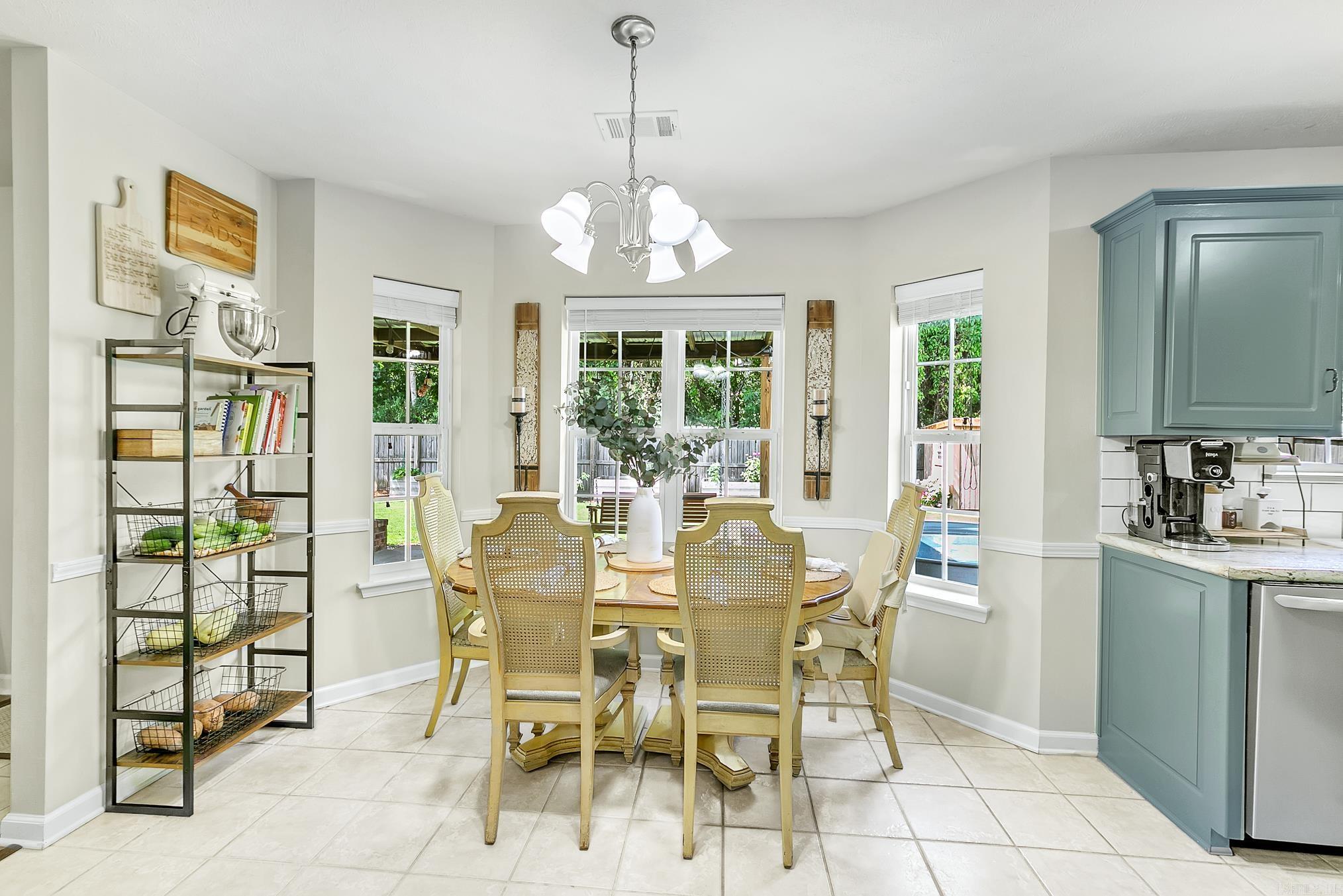 SILVER STREAK - Residential