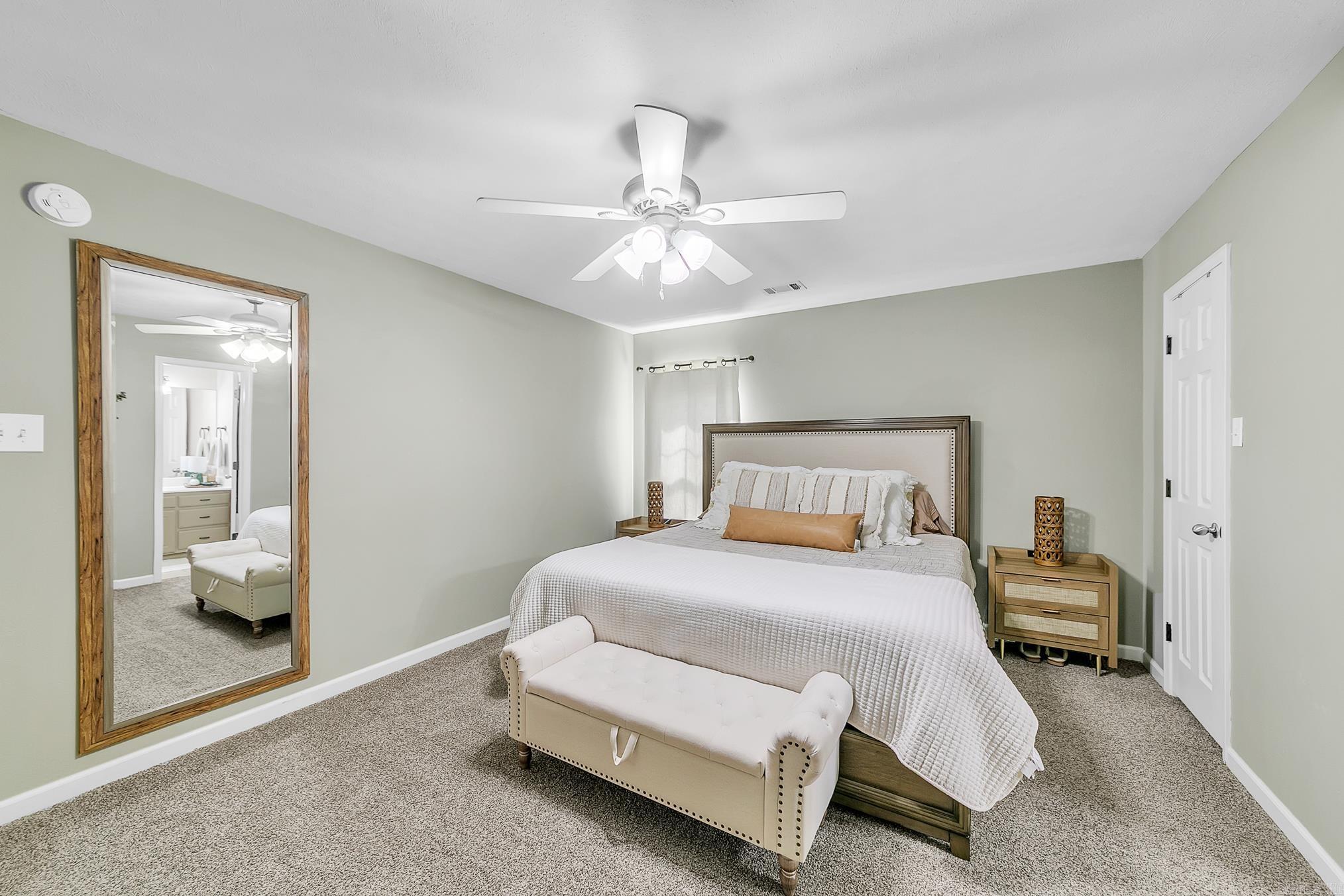 SILVER STREAK - Residential