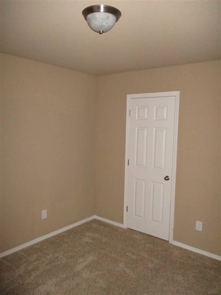 BEAR PAW ADDN - Residential Lease