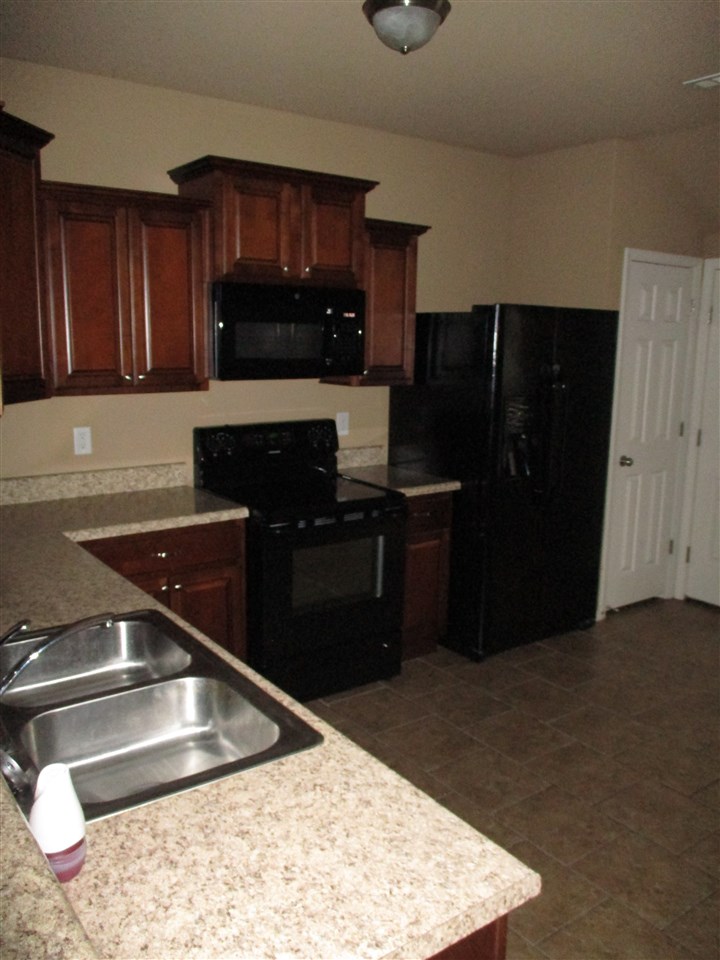 BEAR PAW ADDN - Residential Lease