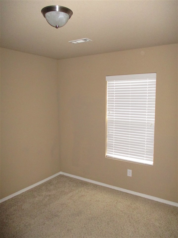 BEAR PAW ADDN - Residential Lease