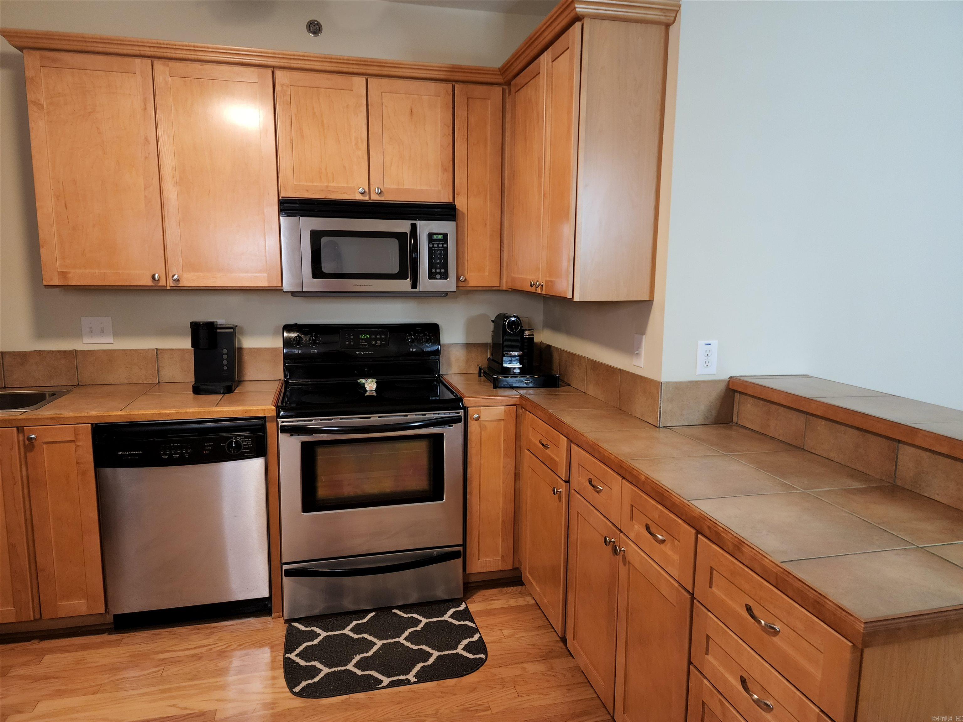 Rainwater Flats HPR - Residential Lease