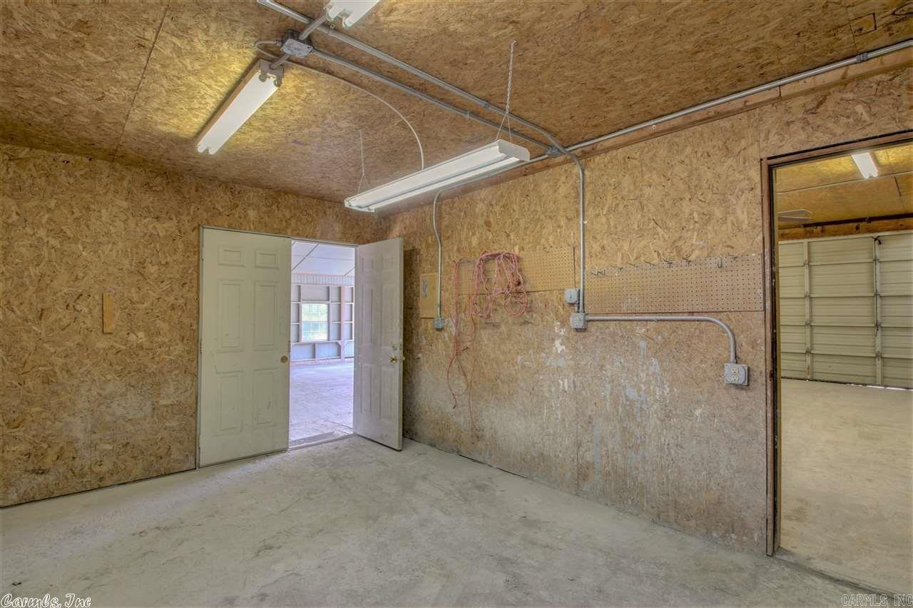 Not in Subdivision - Residential Lease