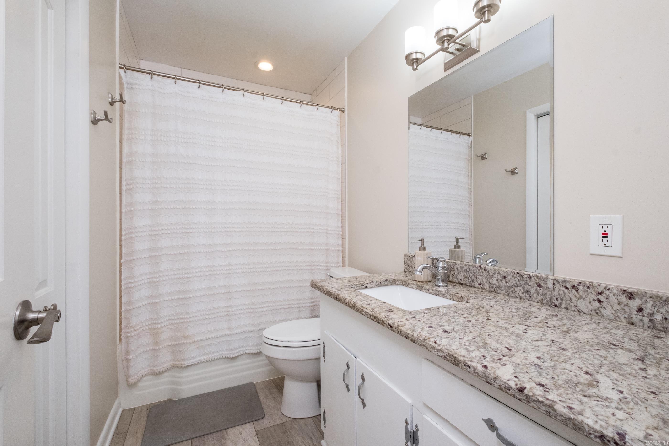 BRIARWOOD - Residential