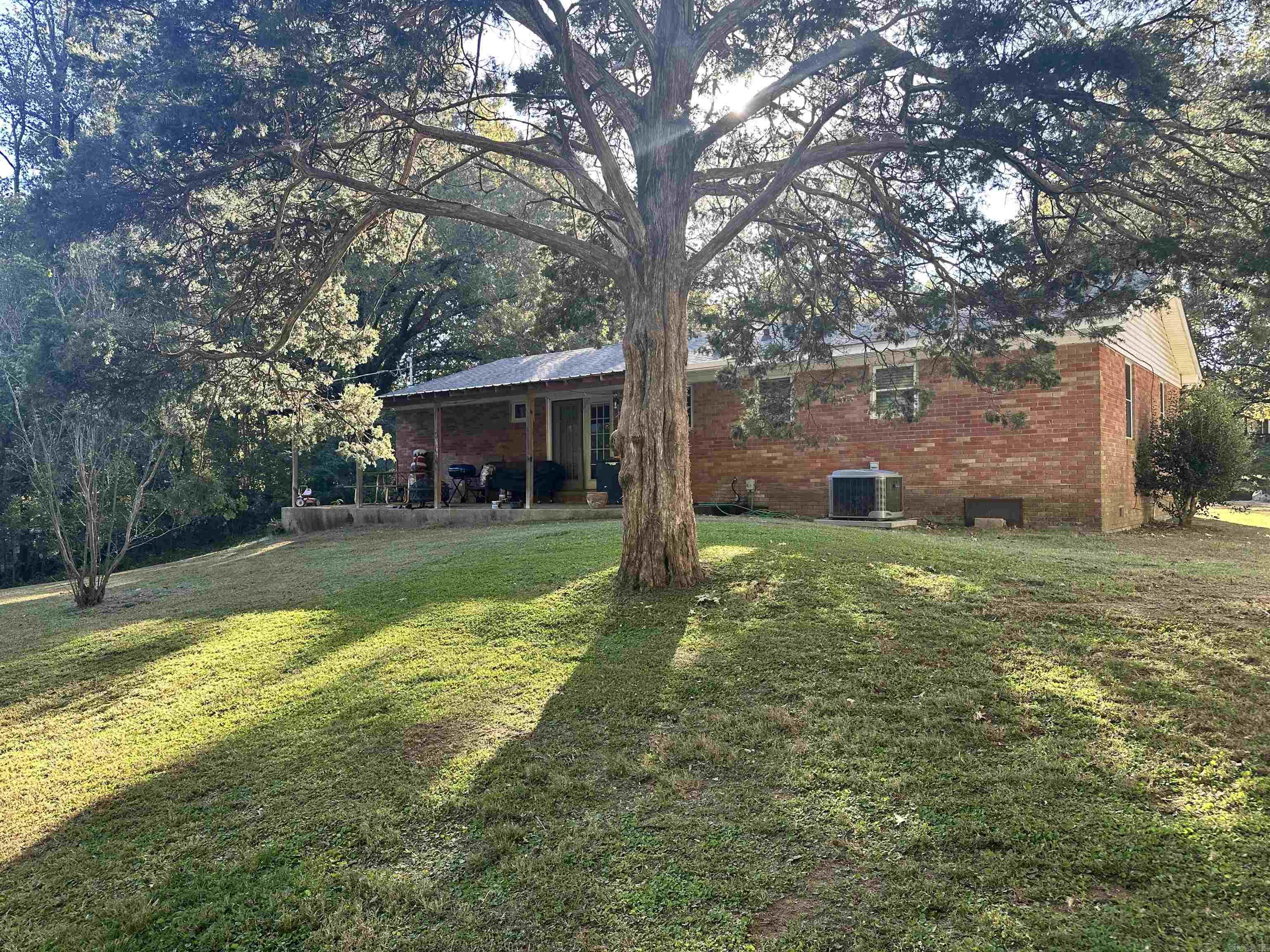 MEADOW CLIFF 1 - Residential