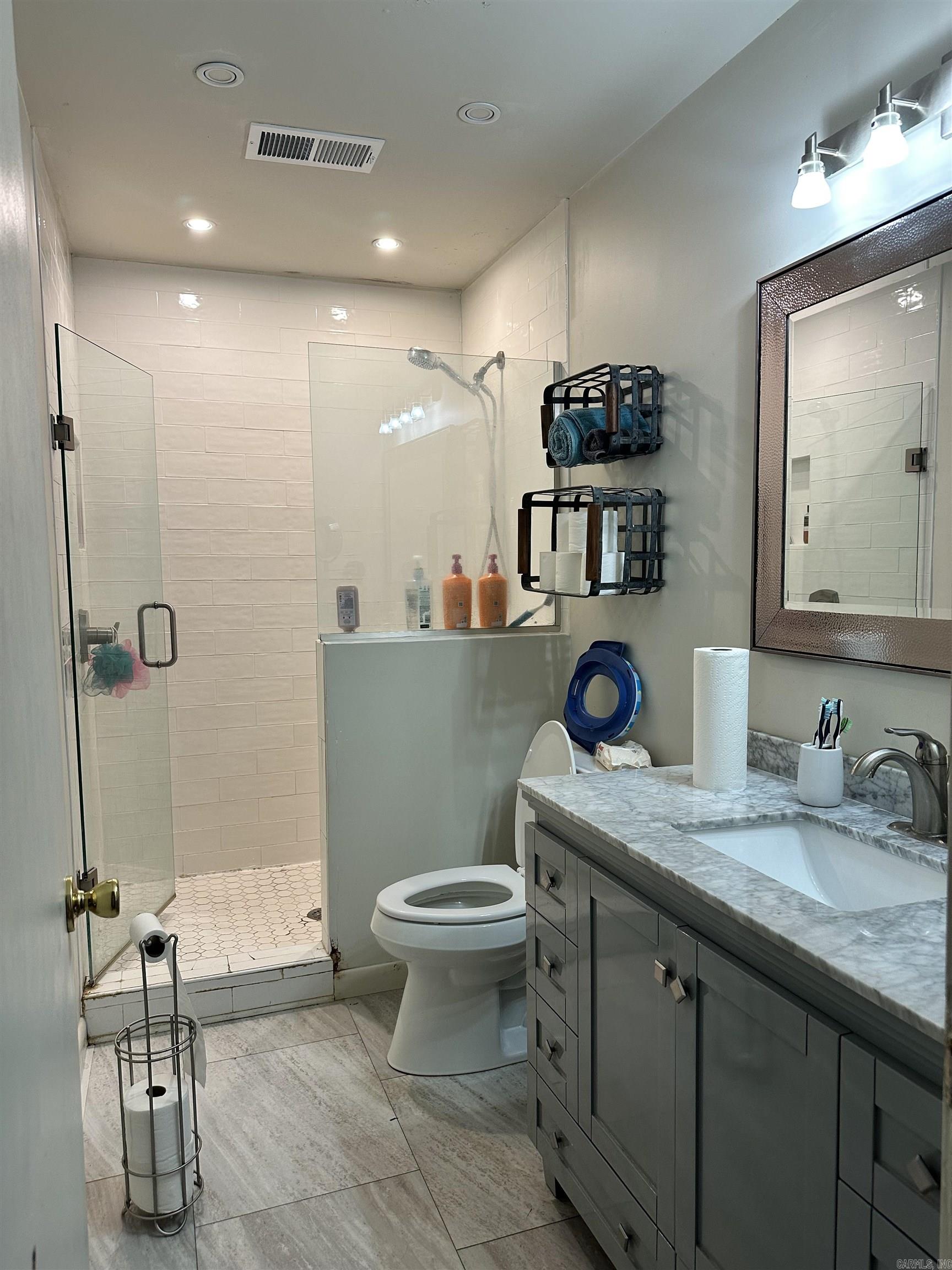 MEADOW CLIFF 1 - Residential