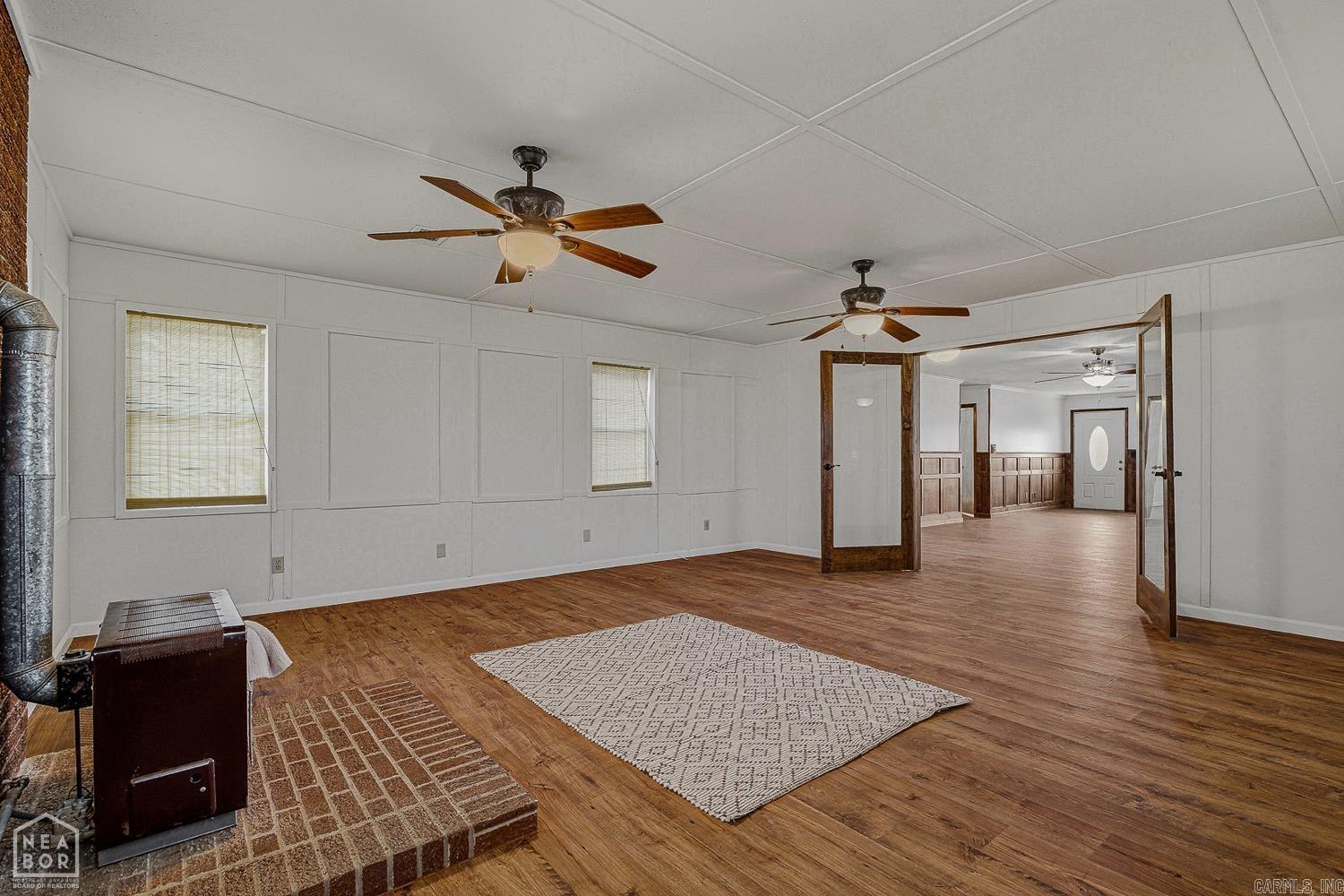 LYNNDALE - Residential