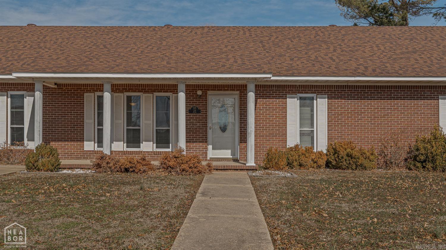 LYNNDALE - Residential