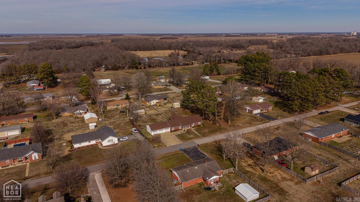 LYNNDALE - Residential