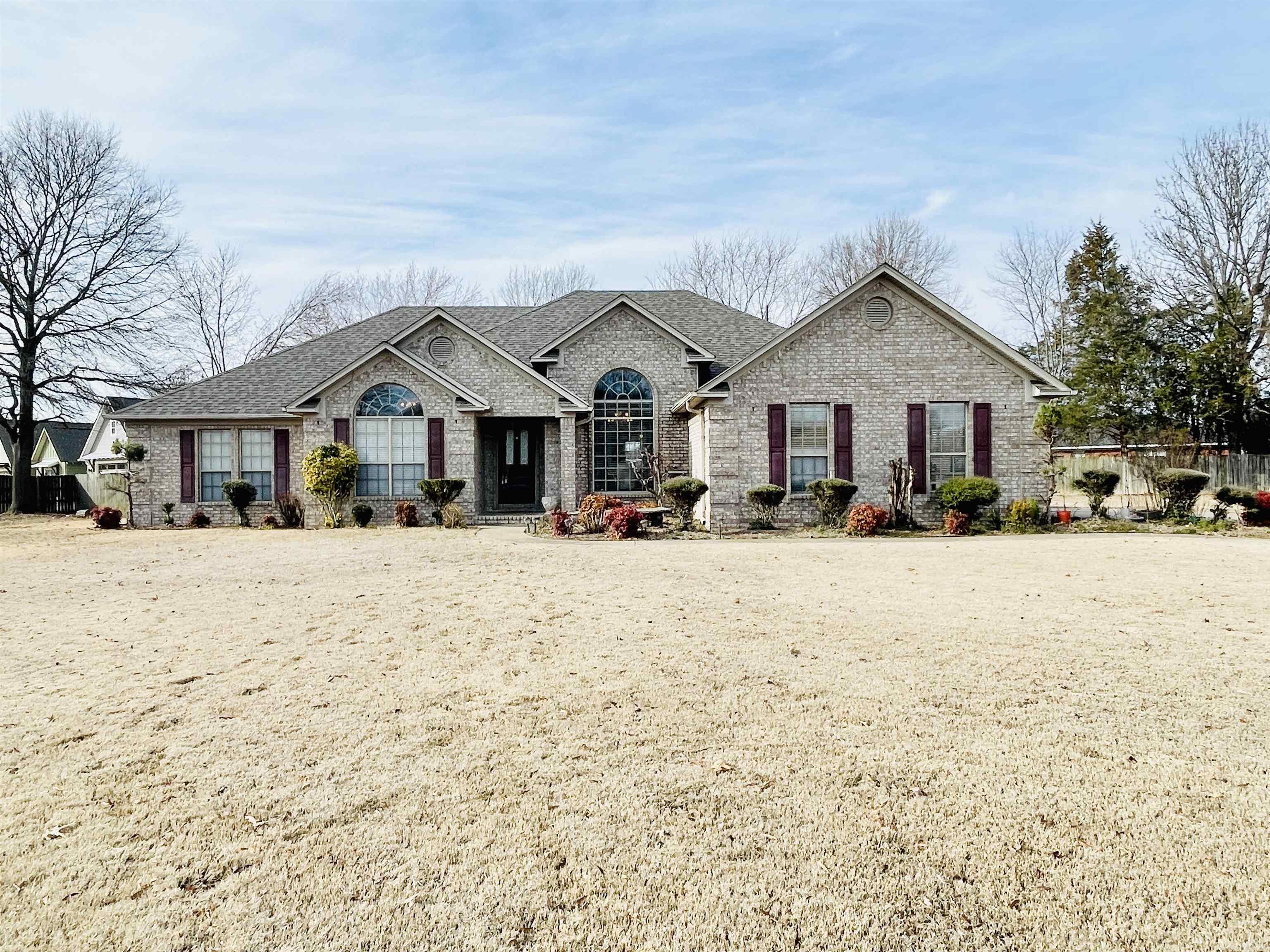 WOODLAND SPRINGS - Residential