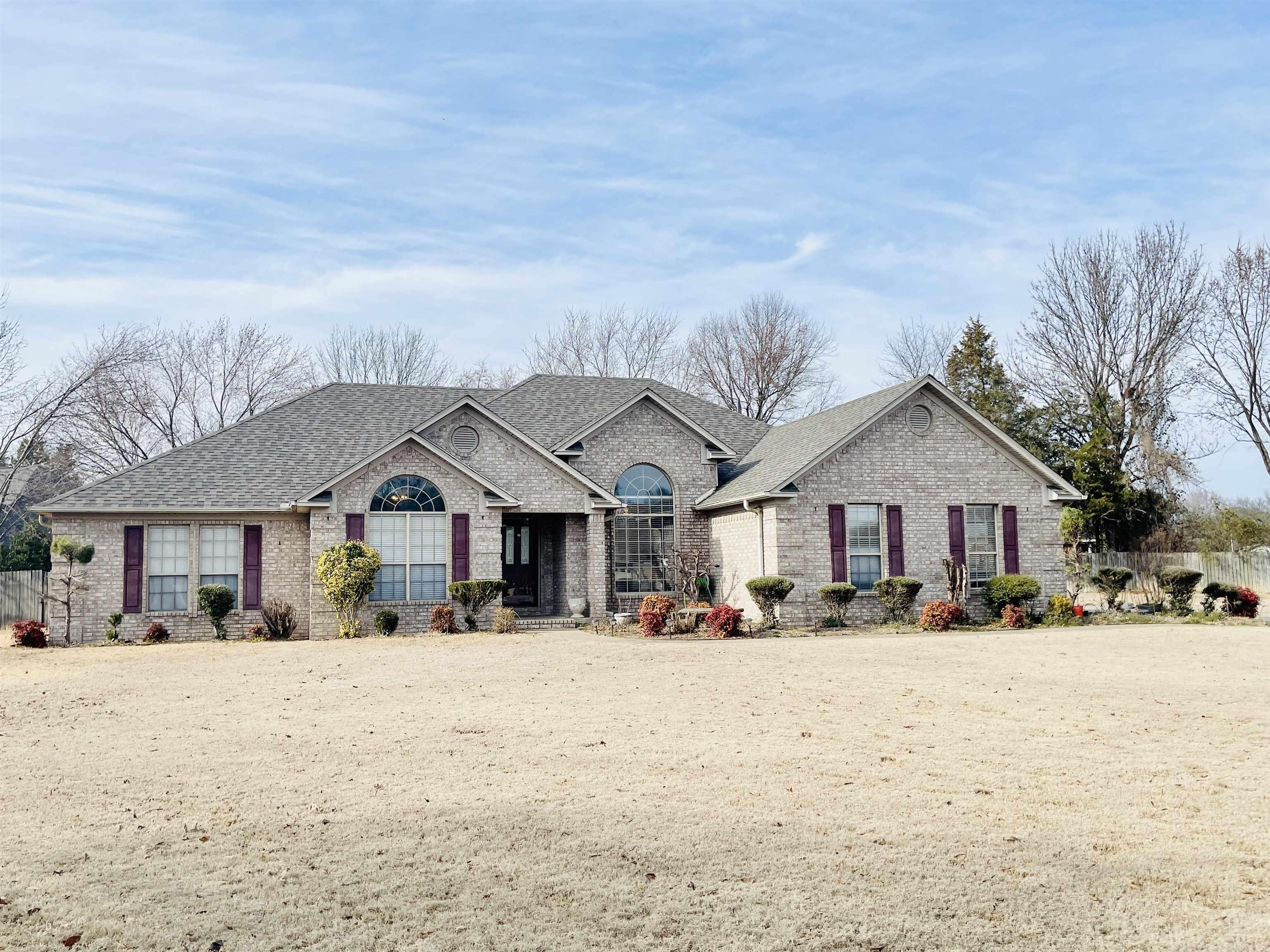 WOODLAND SPRINGS - Residential
