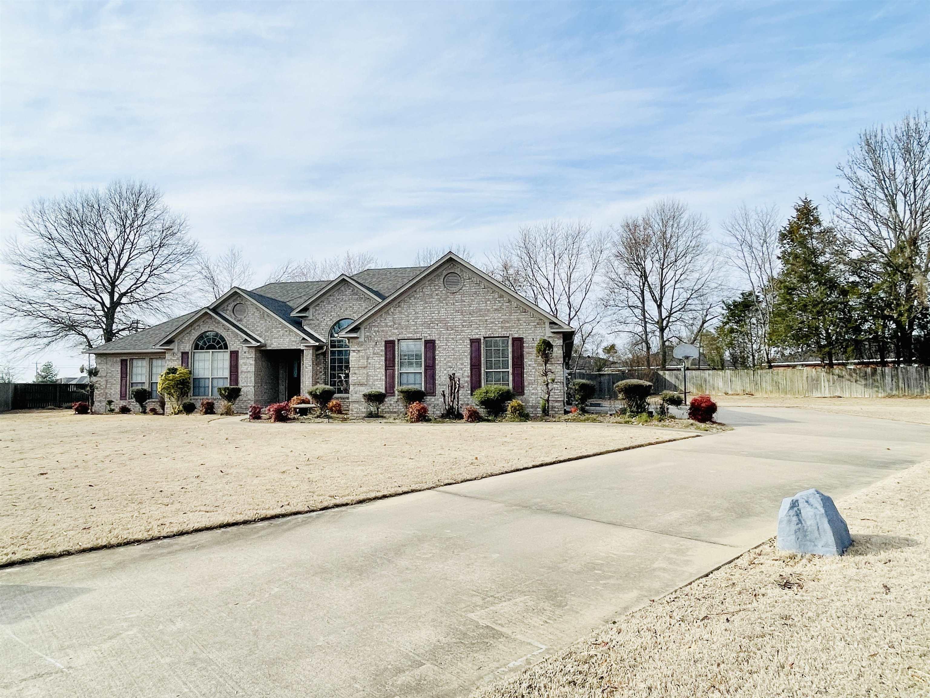 WOODLAND SPRINGS - Residential