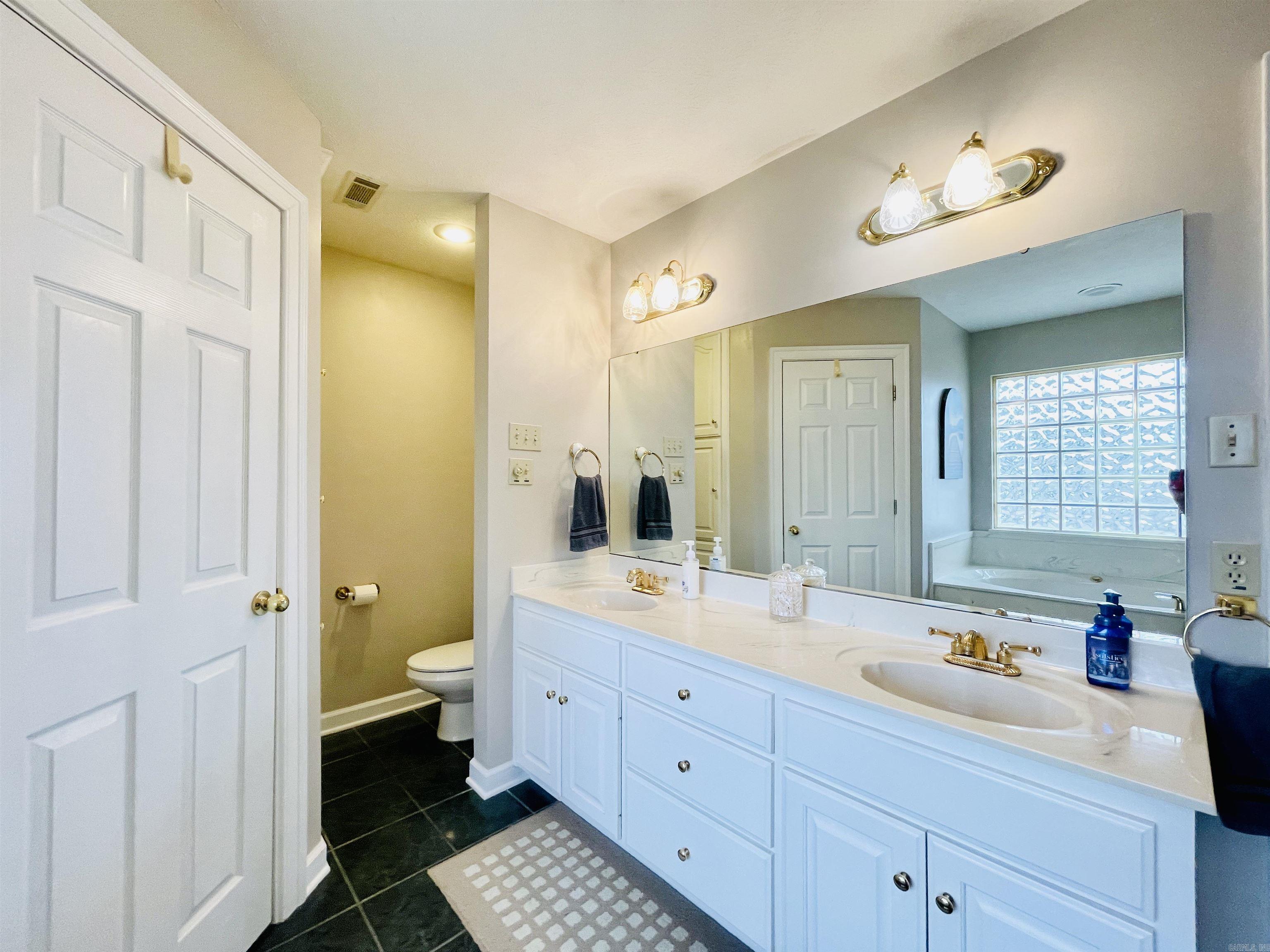 WOODLAND SPRINGS - Residential