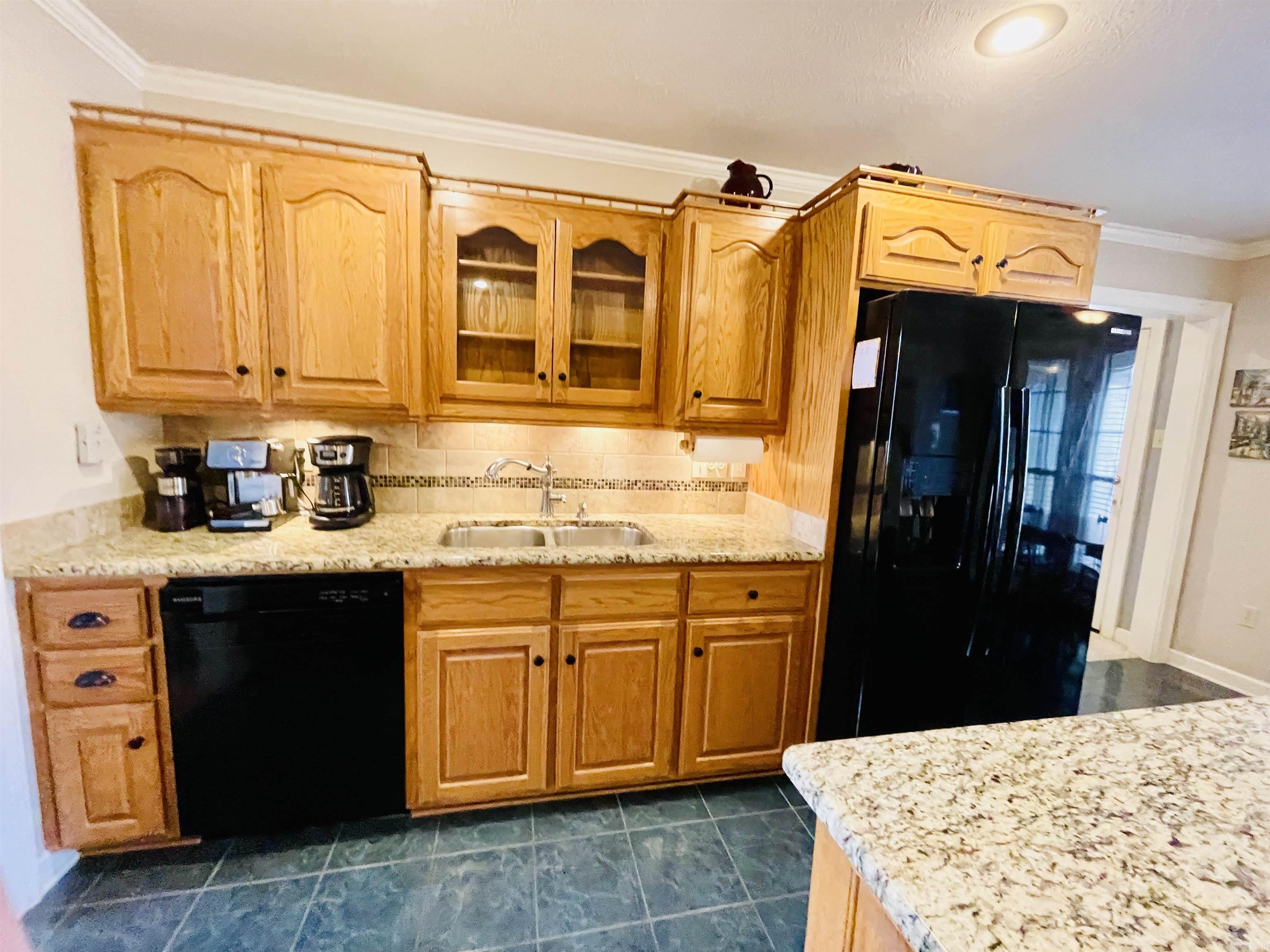 WOODLAND SPRINGS - Residential