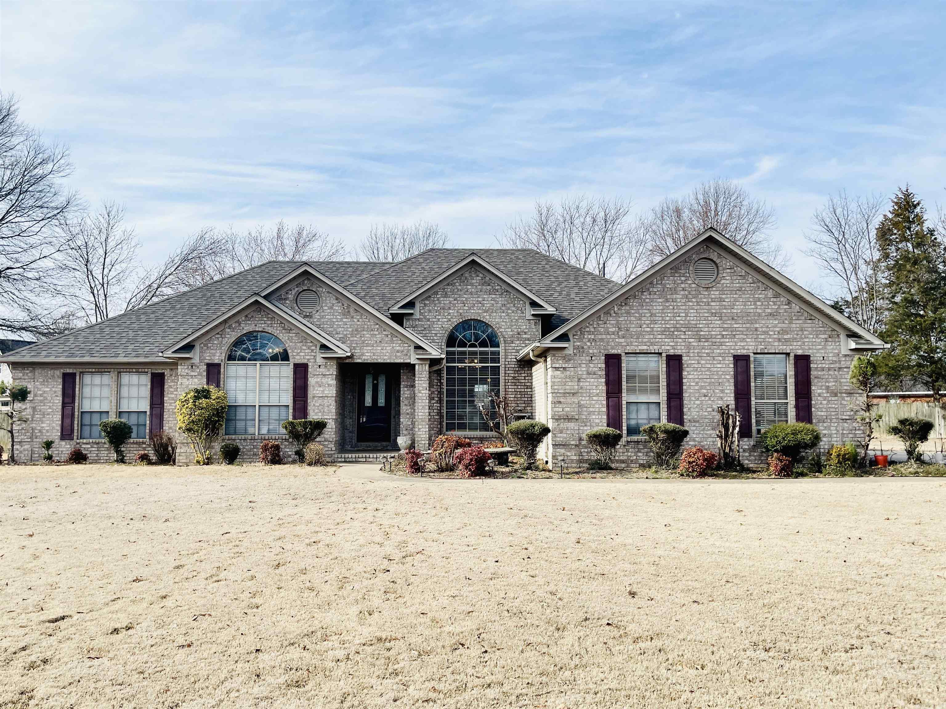 WOODLAND SPRINGS - Residential