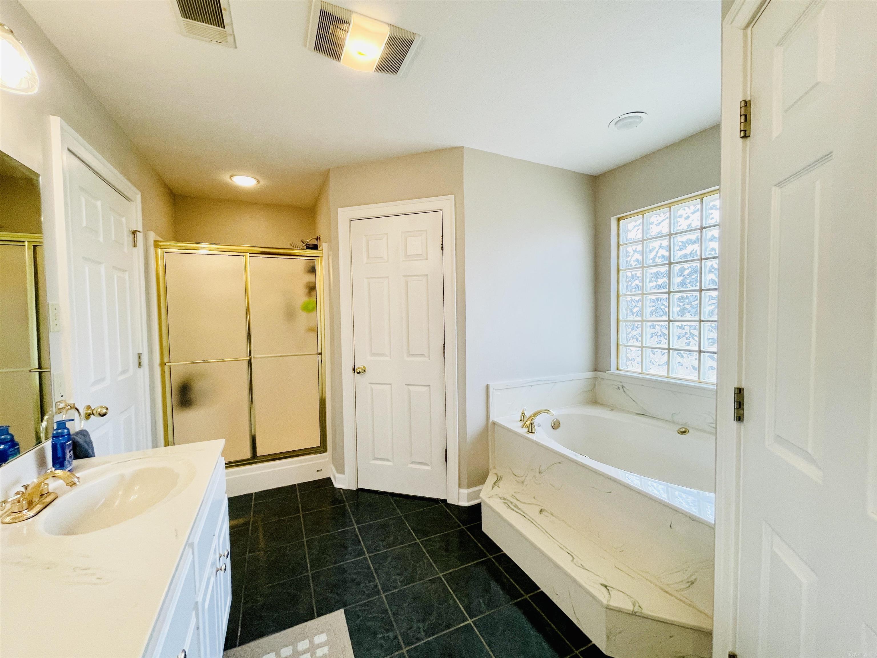 WOODLAND SPRINGS - Residential