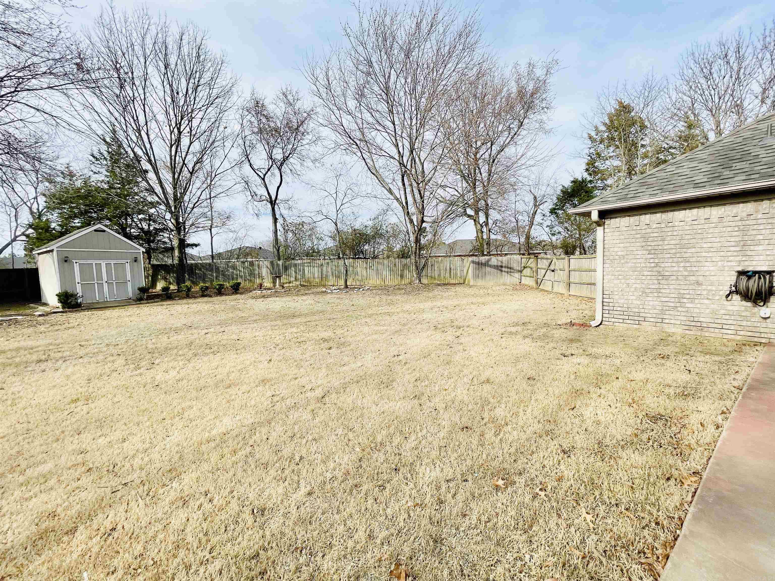 WOODLAND SPRINGS - Residential