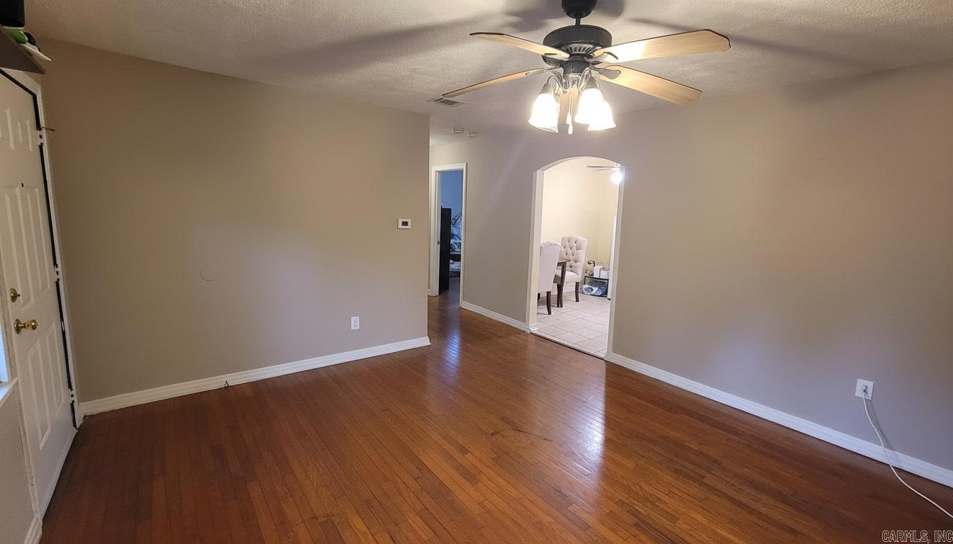 BARROW JOHN - Residential