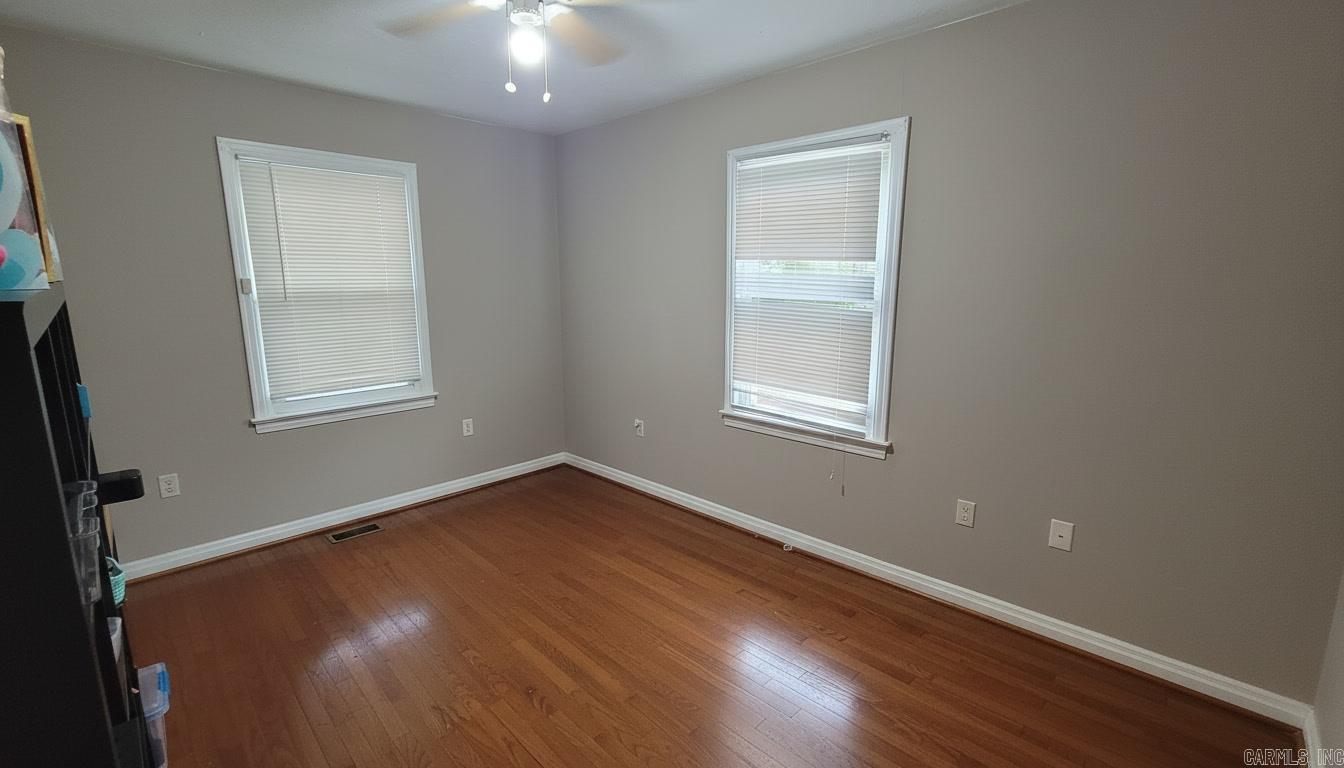 BARROW JOHN - Residential