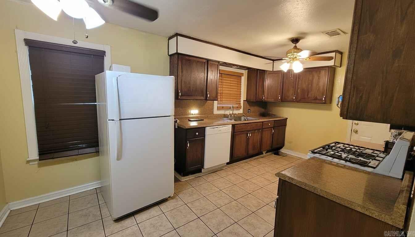 BARROW JOHN - Residential