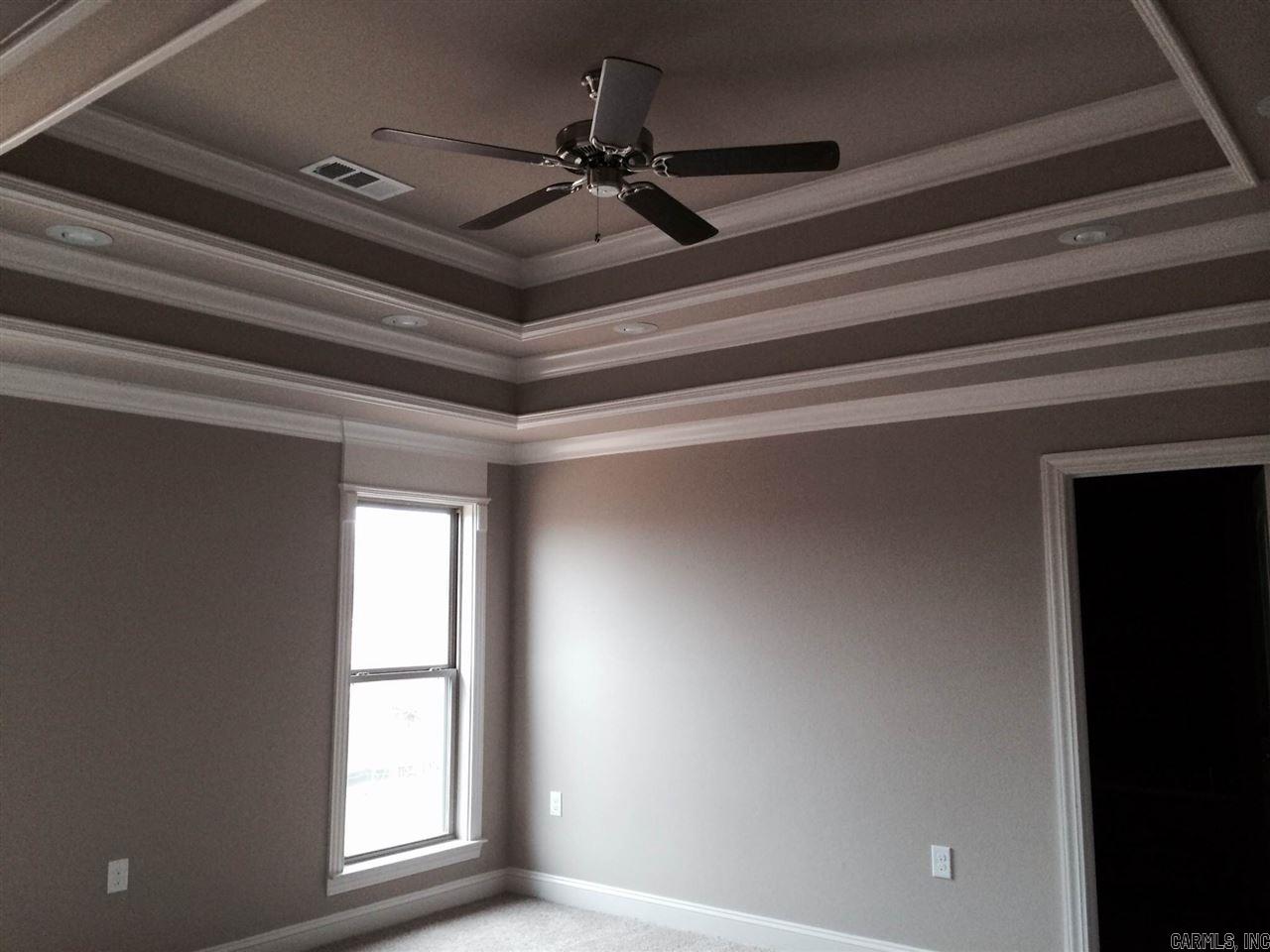 COUNTRY CLUB OF ARK THE - Residential Lease