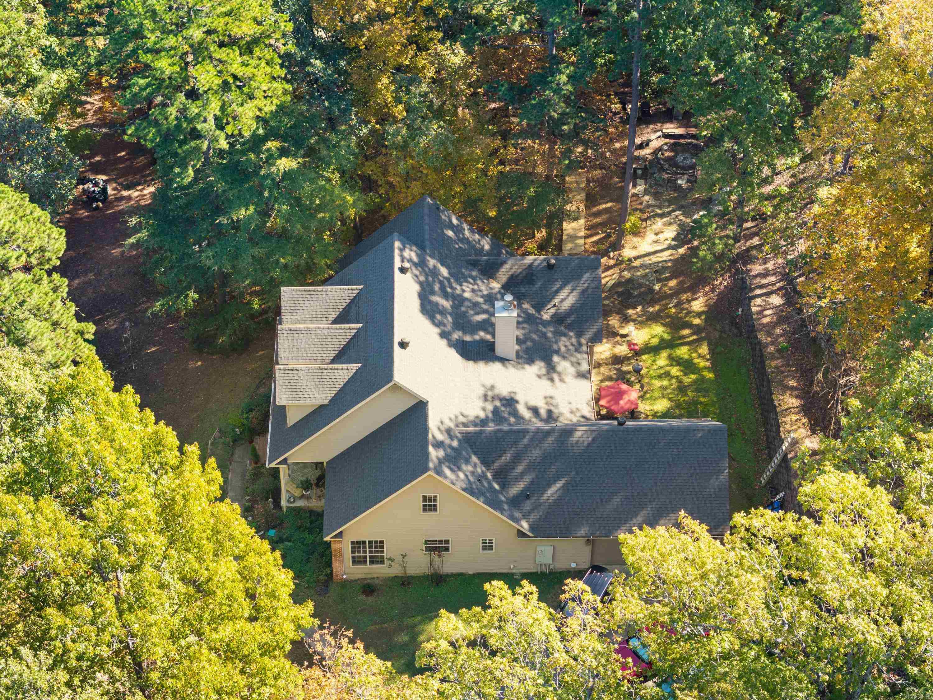 PEMBROOK MANOR EST - Residential