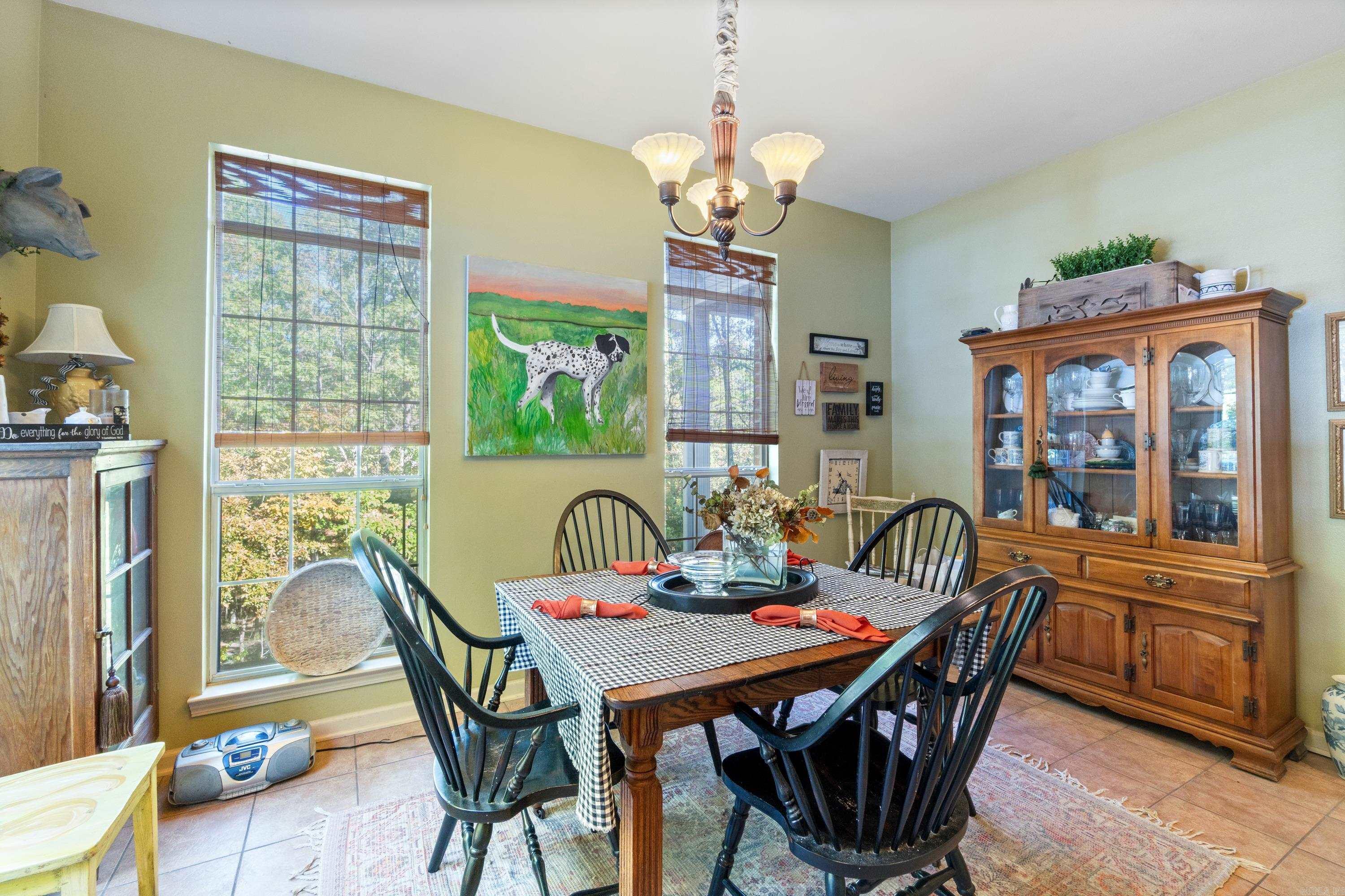 PEMBROOK MANOR EST - Residential