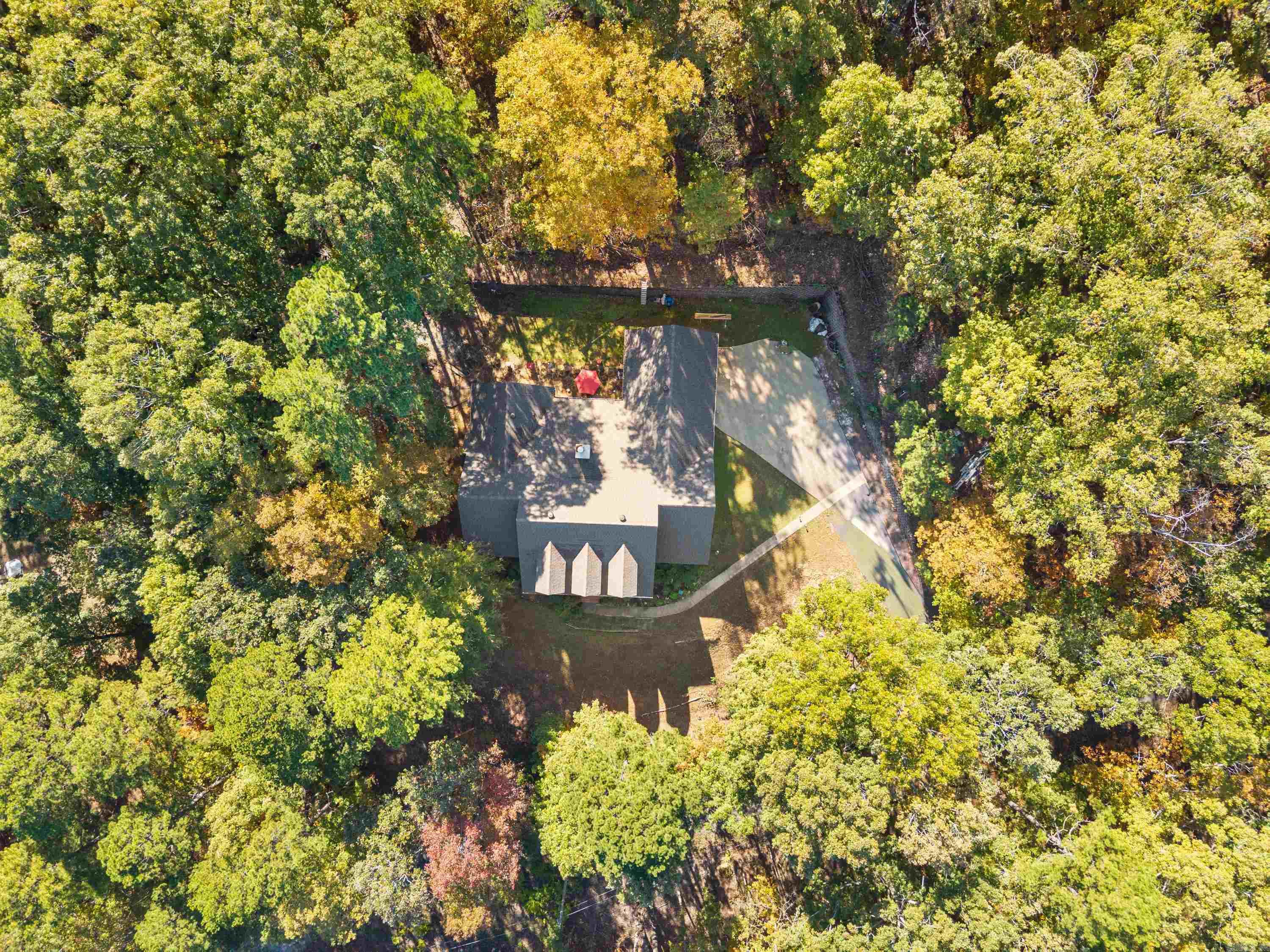 PEMBROOK MANOR EST - Residential