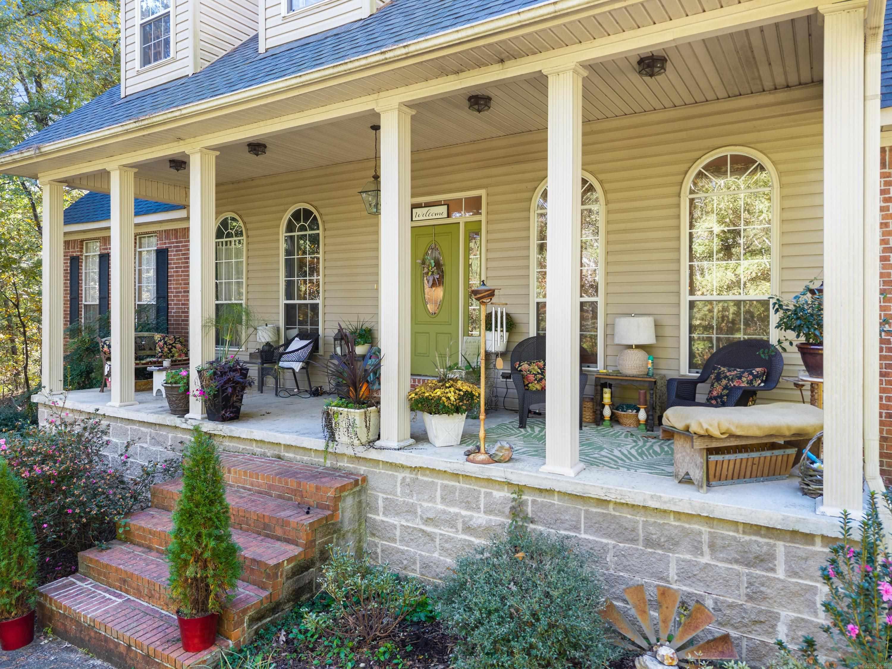 PEMBROOK MANOR EST - Residential