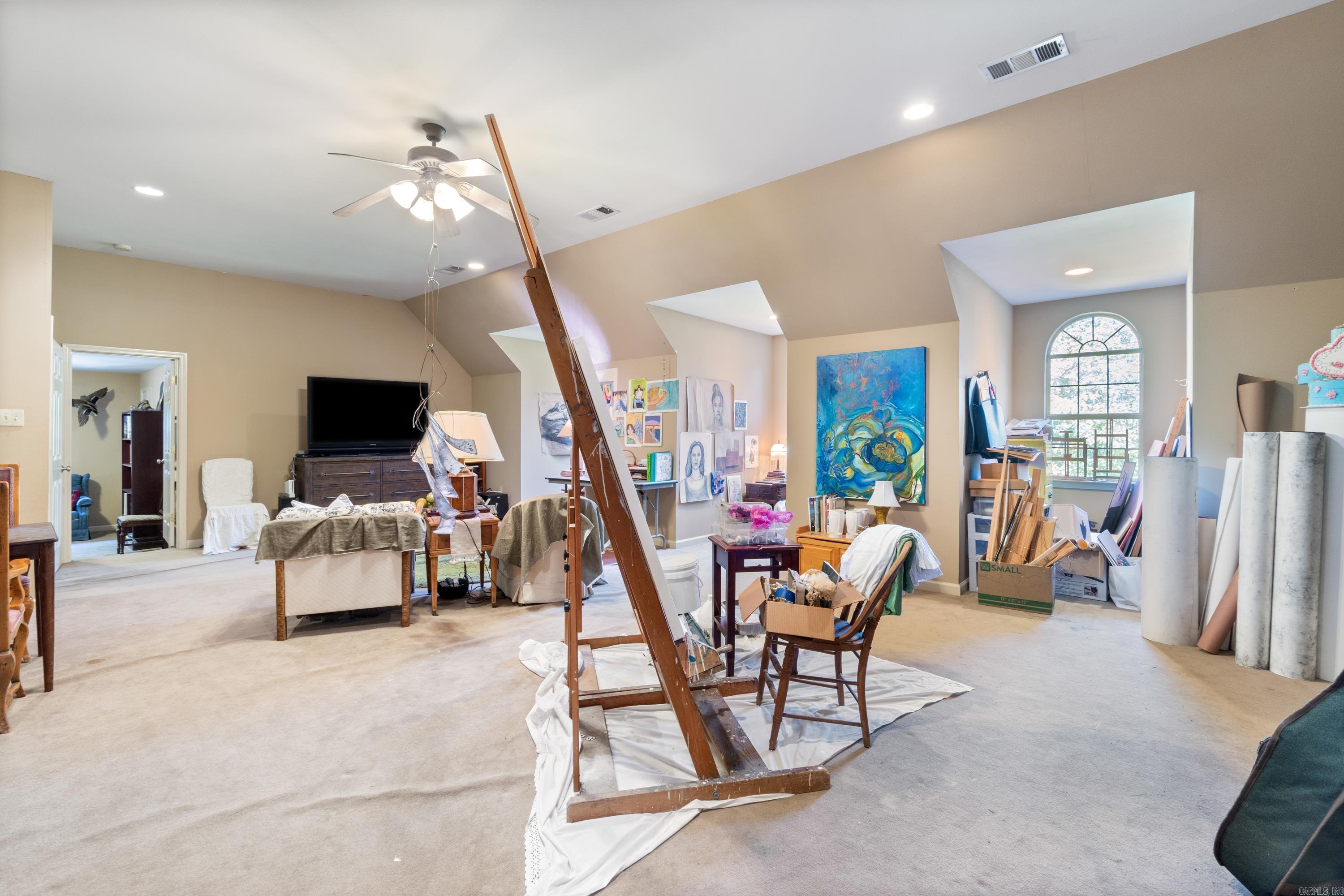 PEMBROOK MANOR EST - Residential