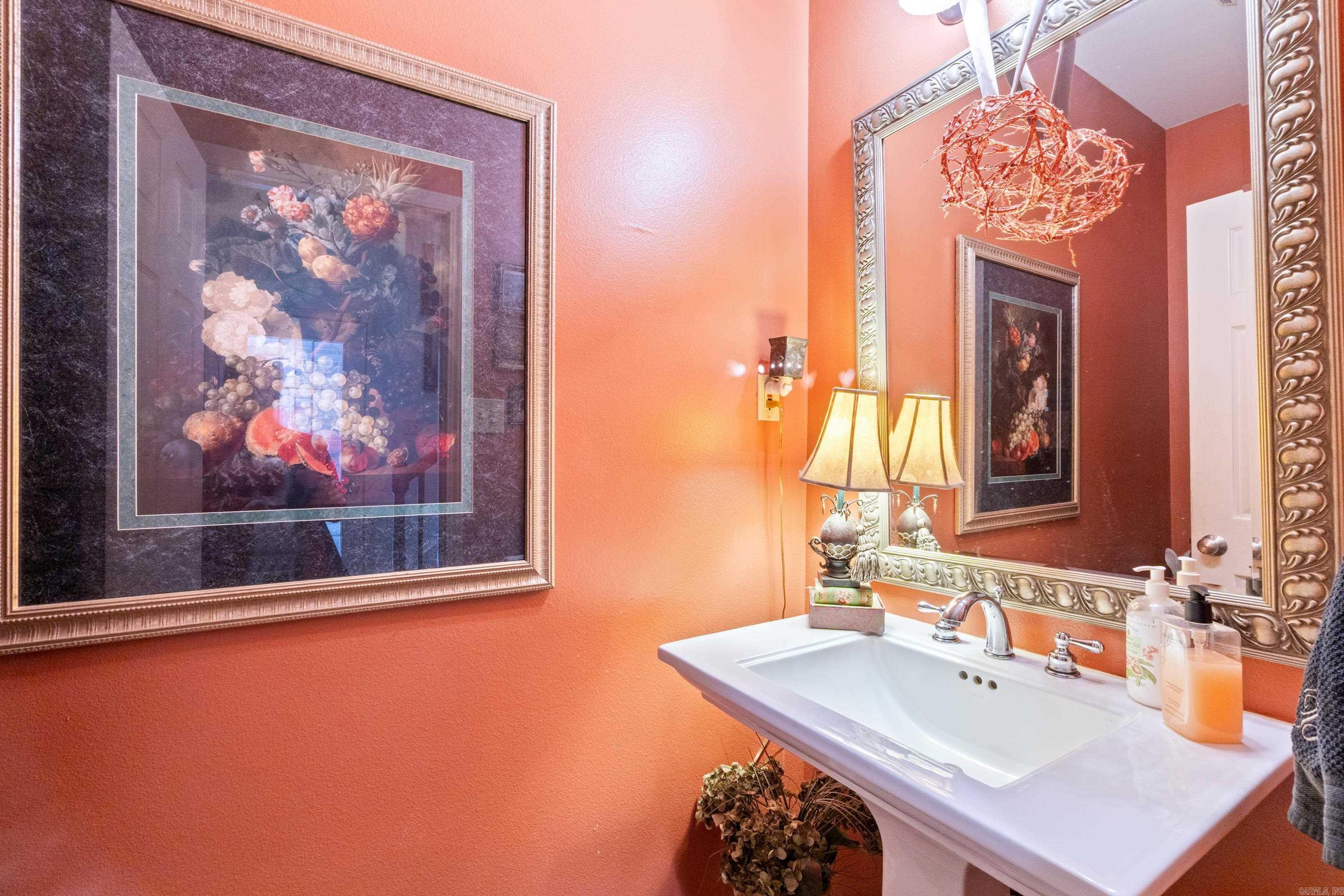 PEMBROOK MANOR EST - Residential