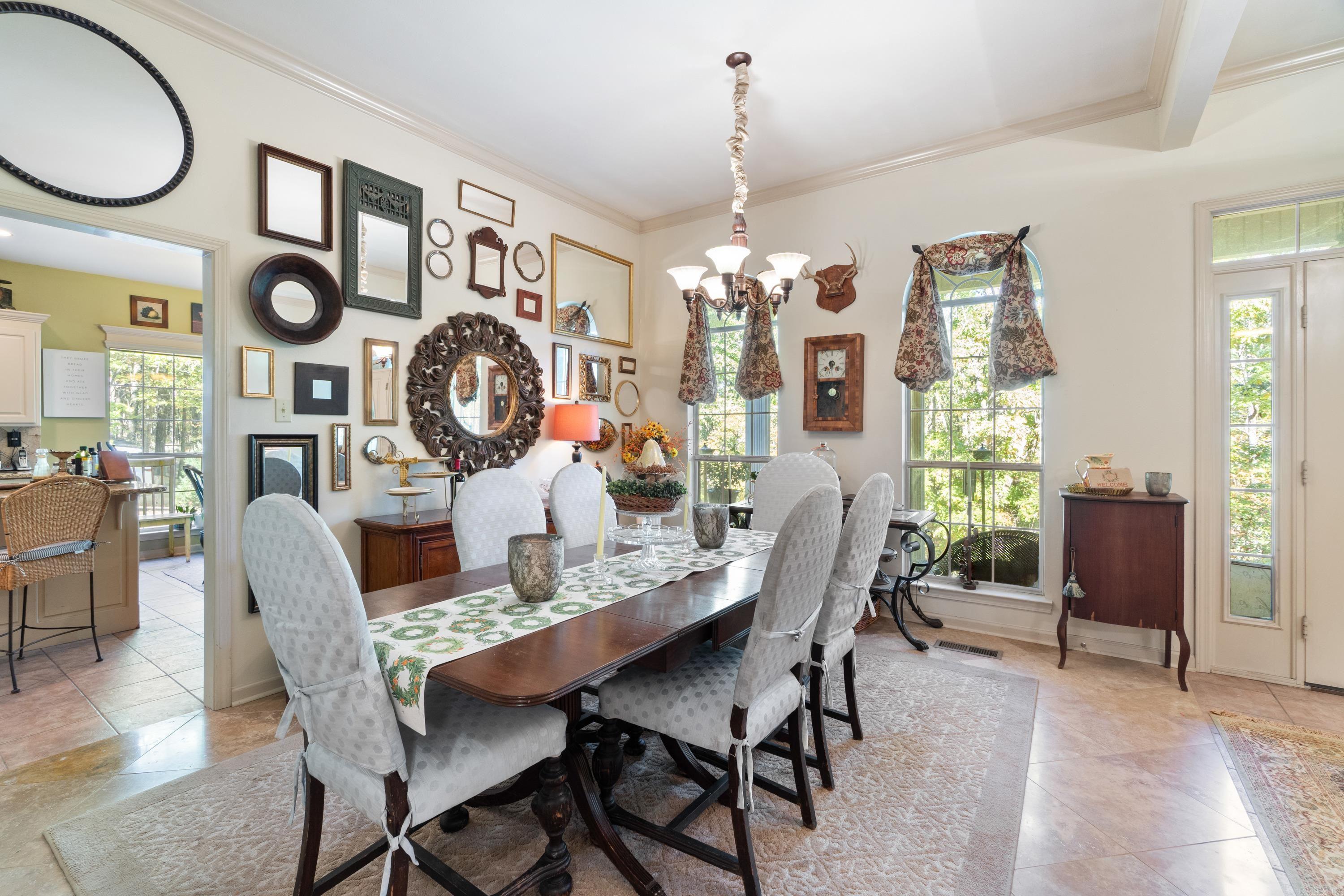 PEMBROOK MANOR EST - Residential