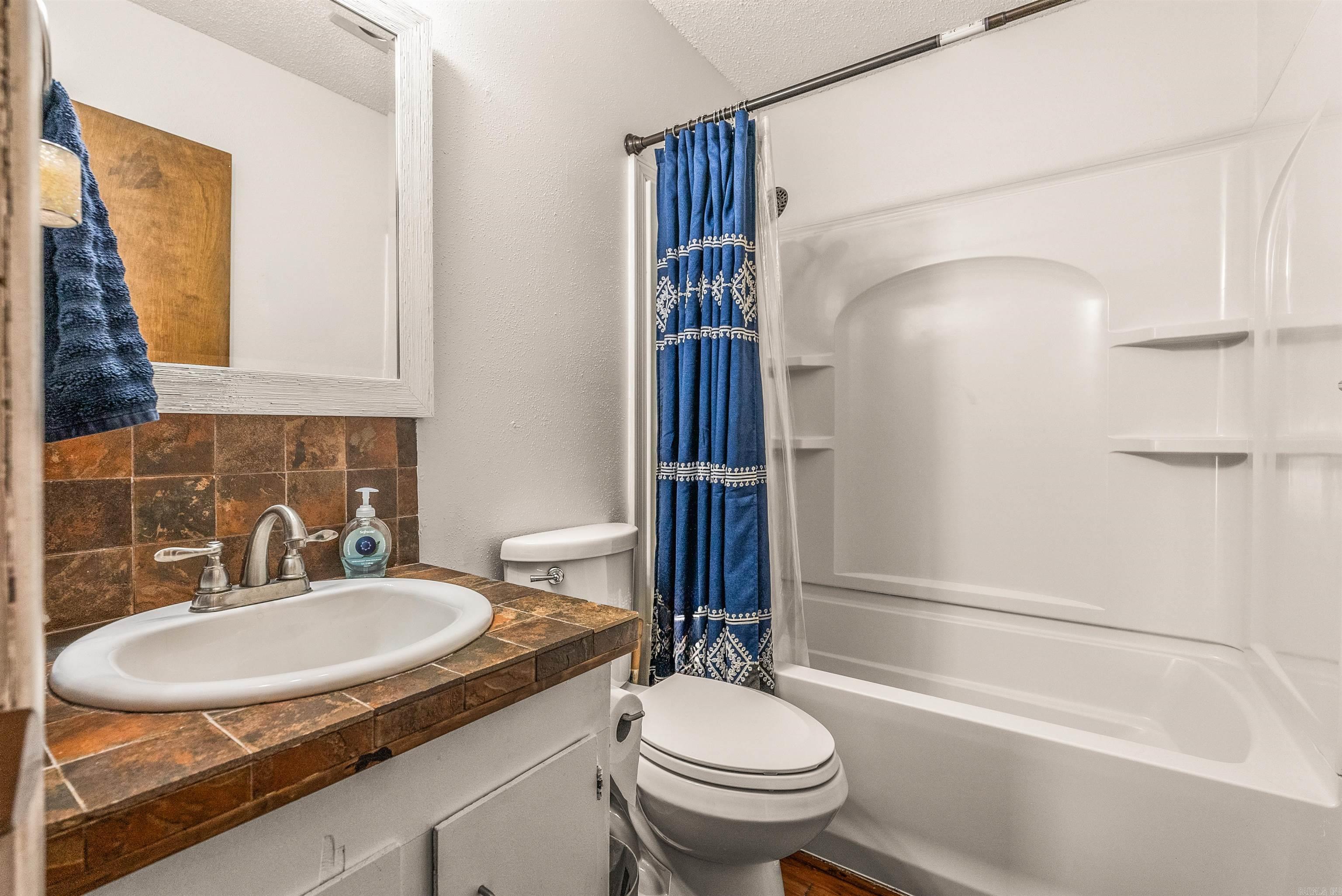 PINEWOOD TO JACK - Residential