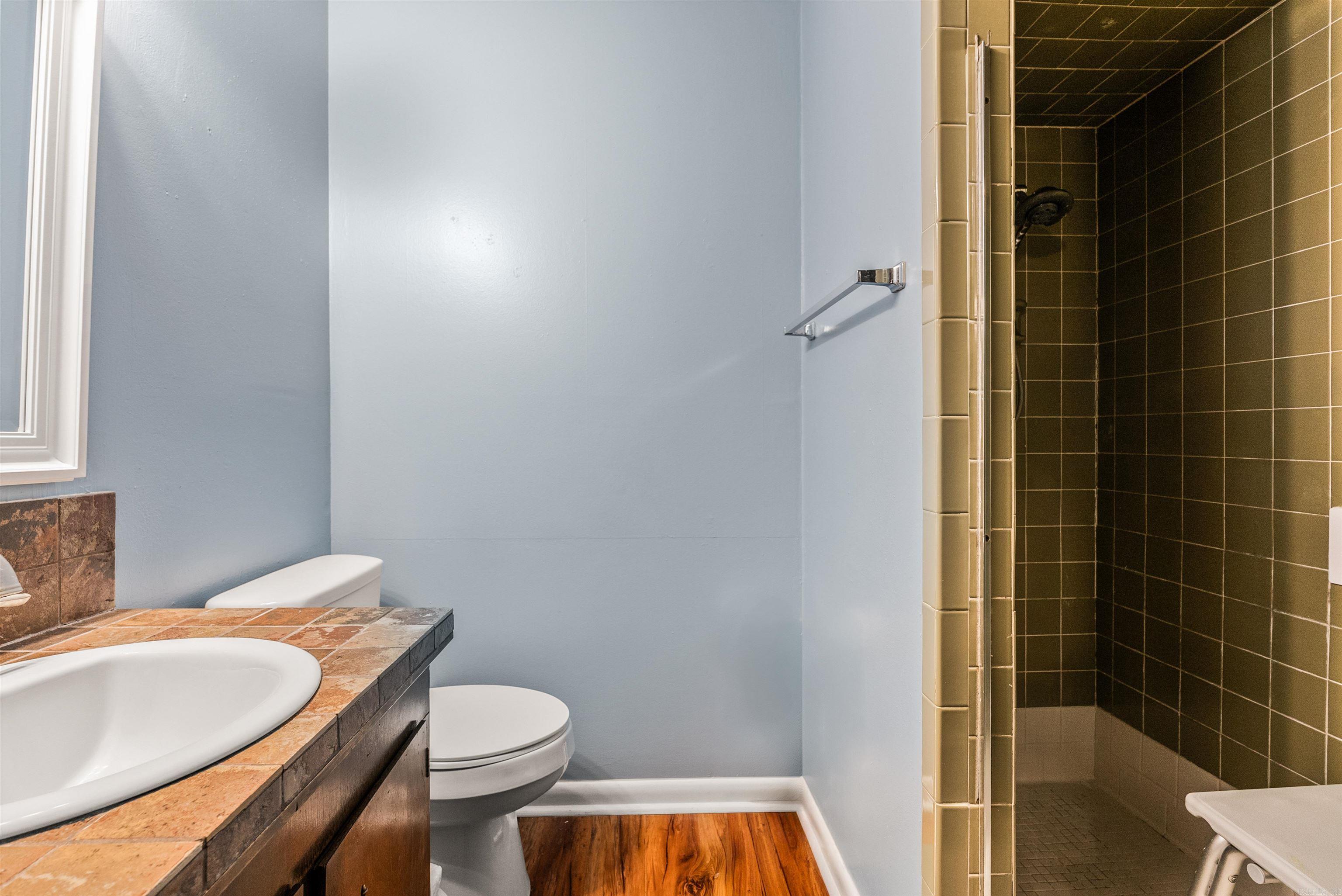 PINEWOOD TO JACK - Residential