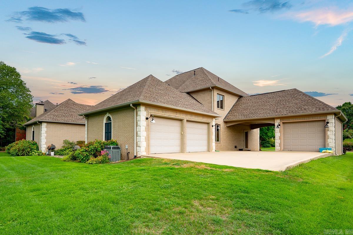 CENTENNIAL VALLEY - Residential