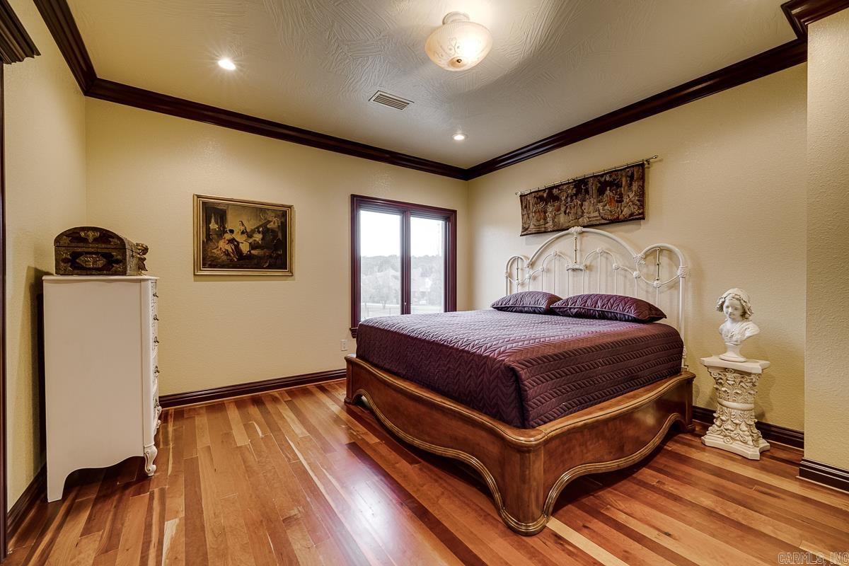 CENTENNIAL VALLEY - Residential