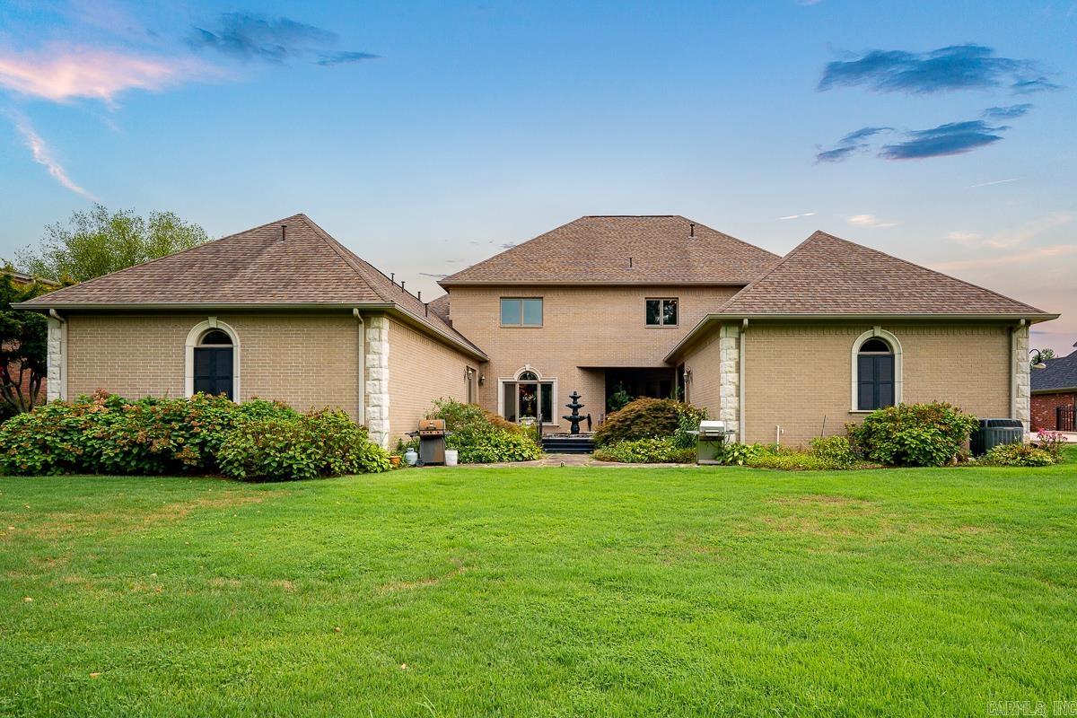 CENTENNIAL VALLEY - Residential