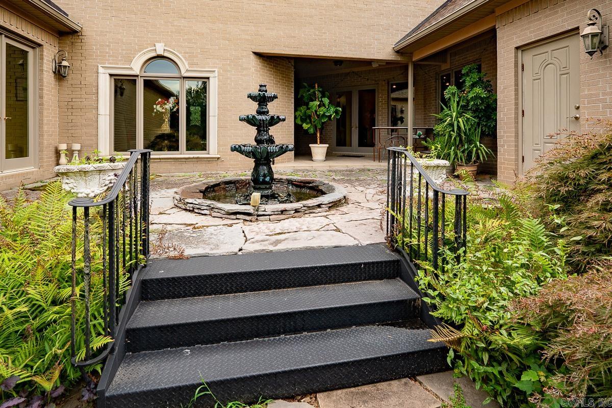 CENTENNIAL VALLEY - Residential