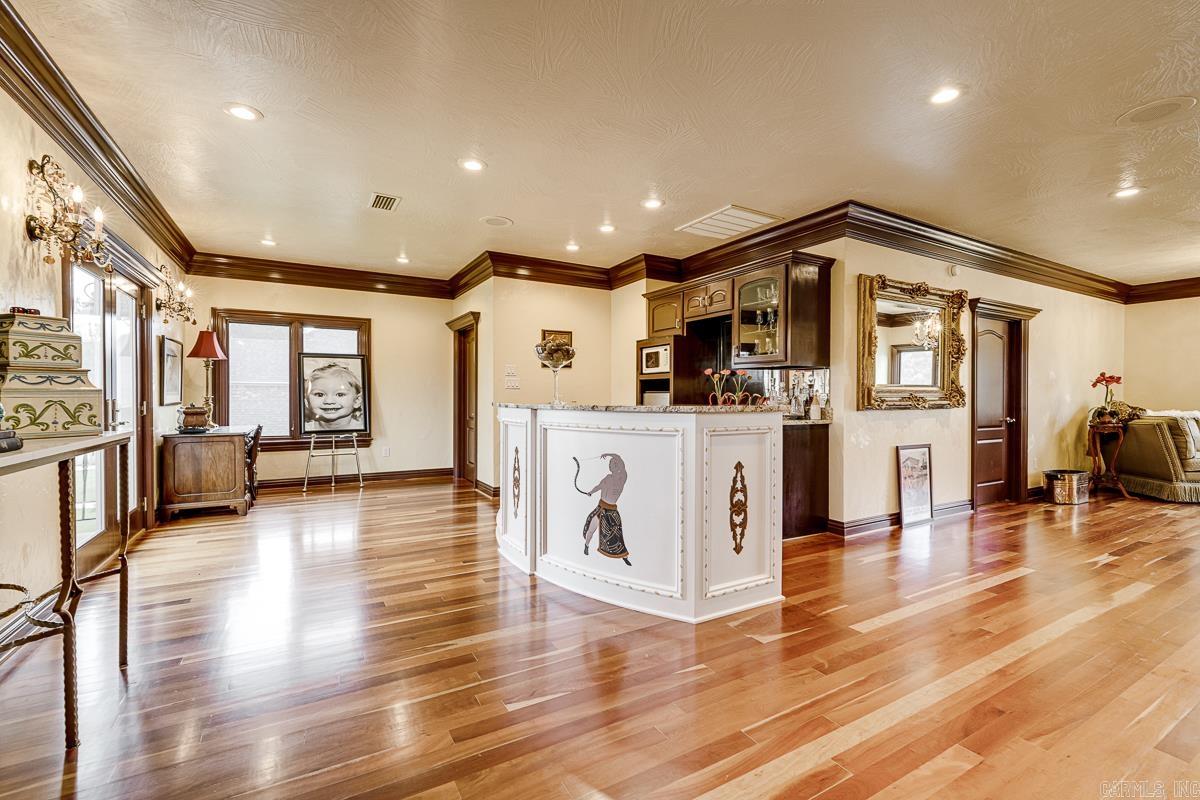 CENTENNIAL VALLEY - Residential