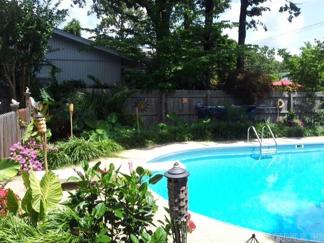 INDIAN HILLS - Residential