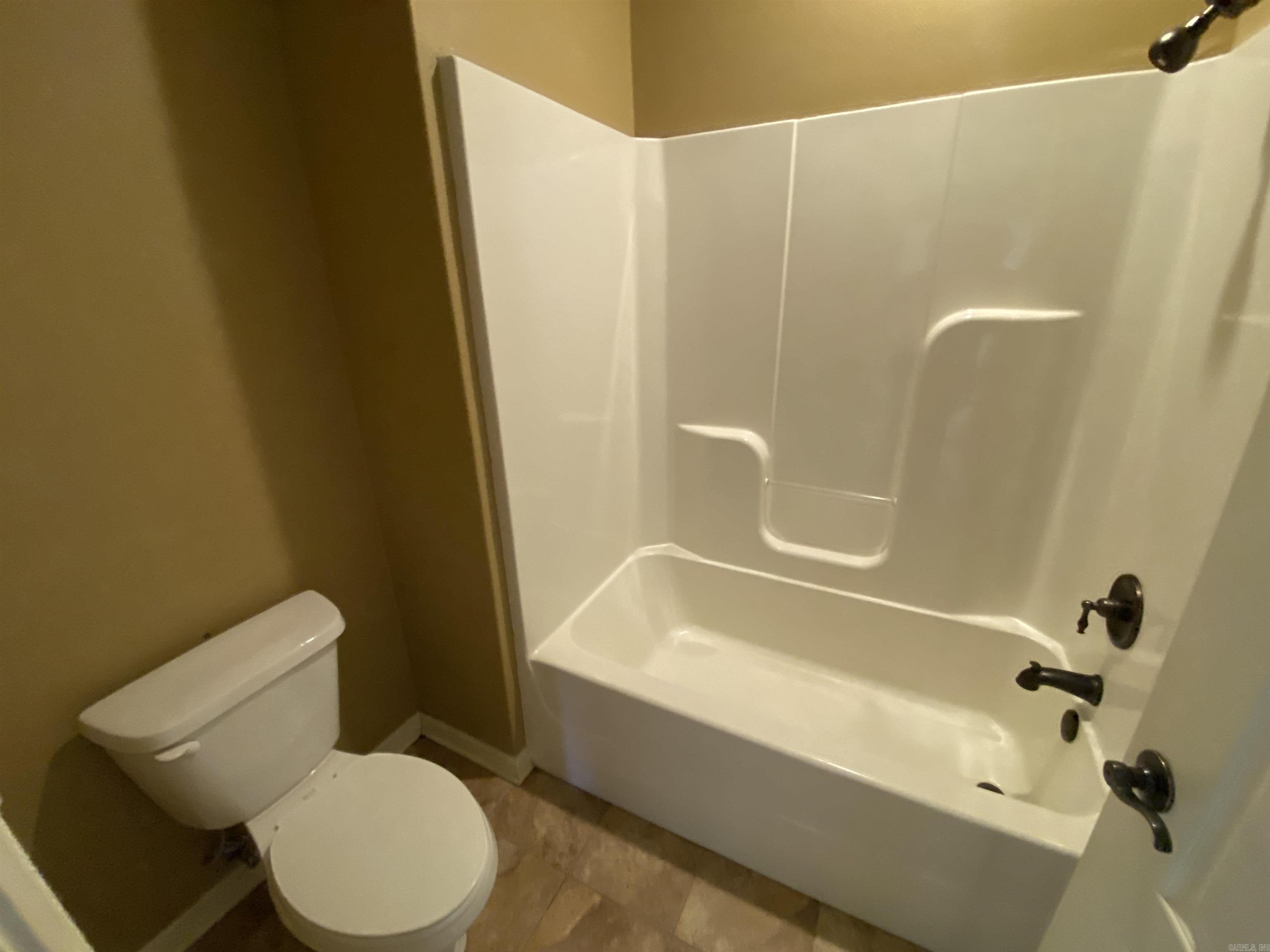 BARROW JOHN - Residential