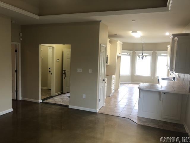 BARROW JOHN - Residential