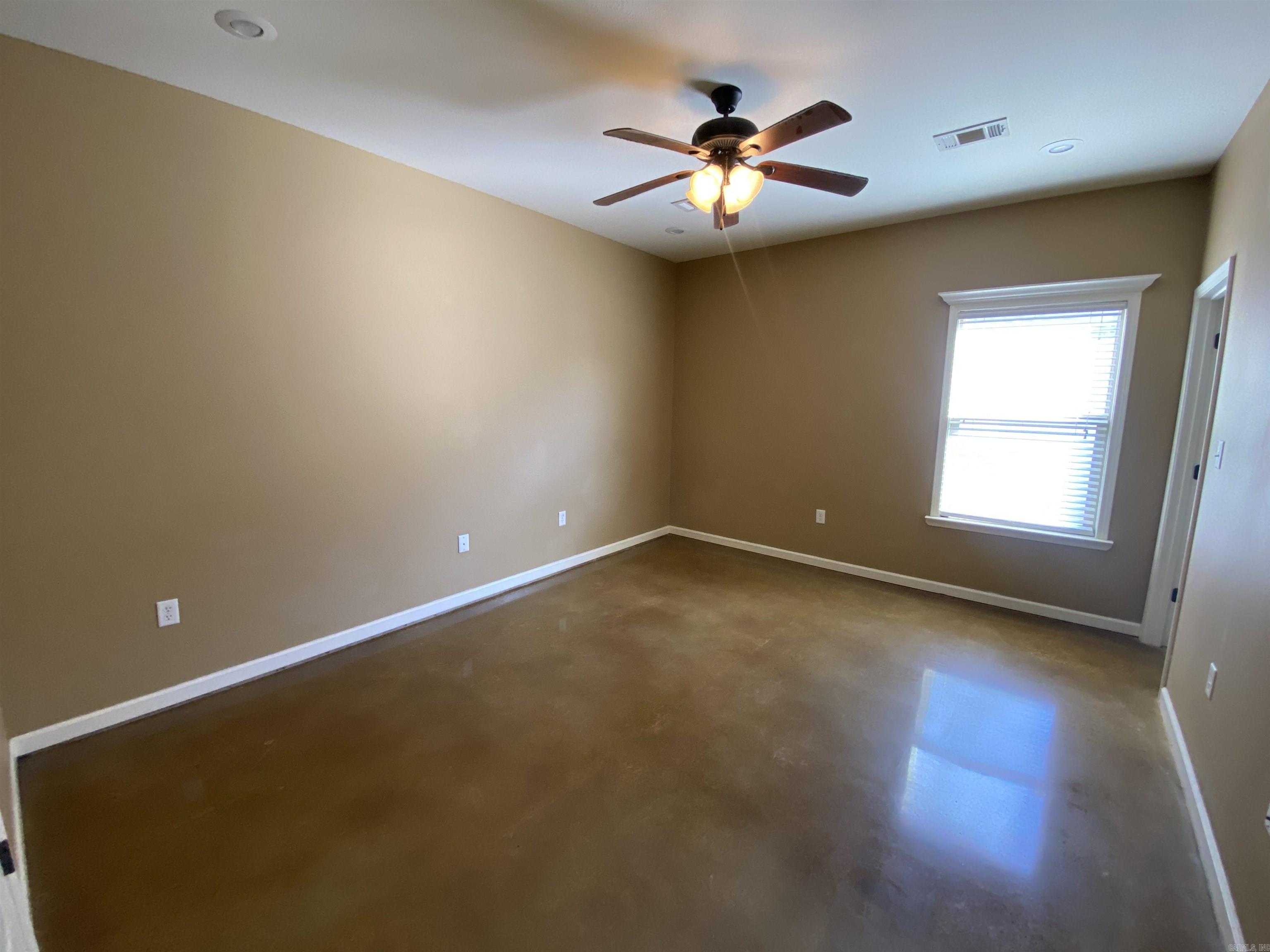 BARROW JOHN - Residential